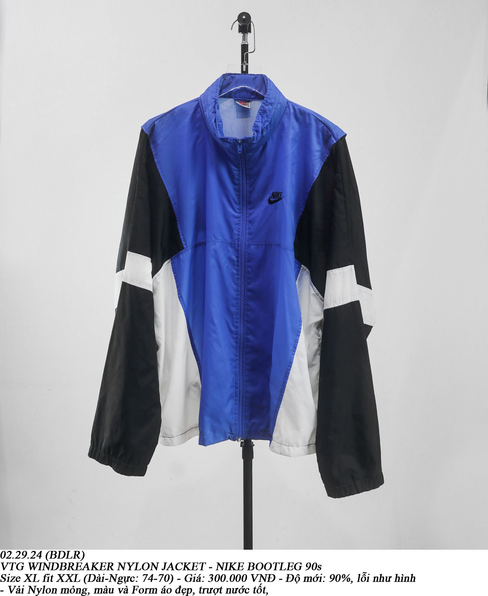 02.29.24 - VTG WINDBREAKER NYLON JACKET - NIKE BOOTLEG 90s