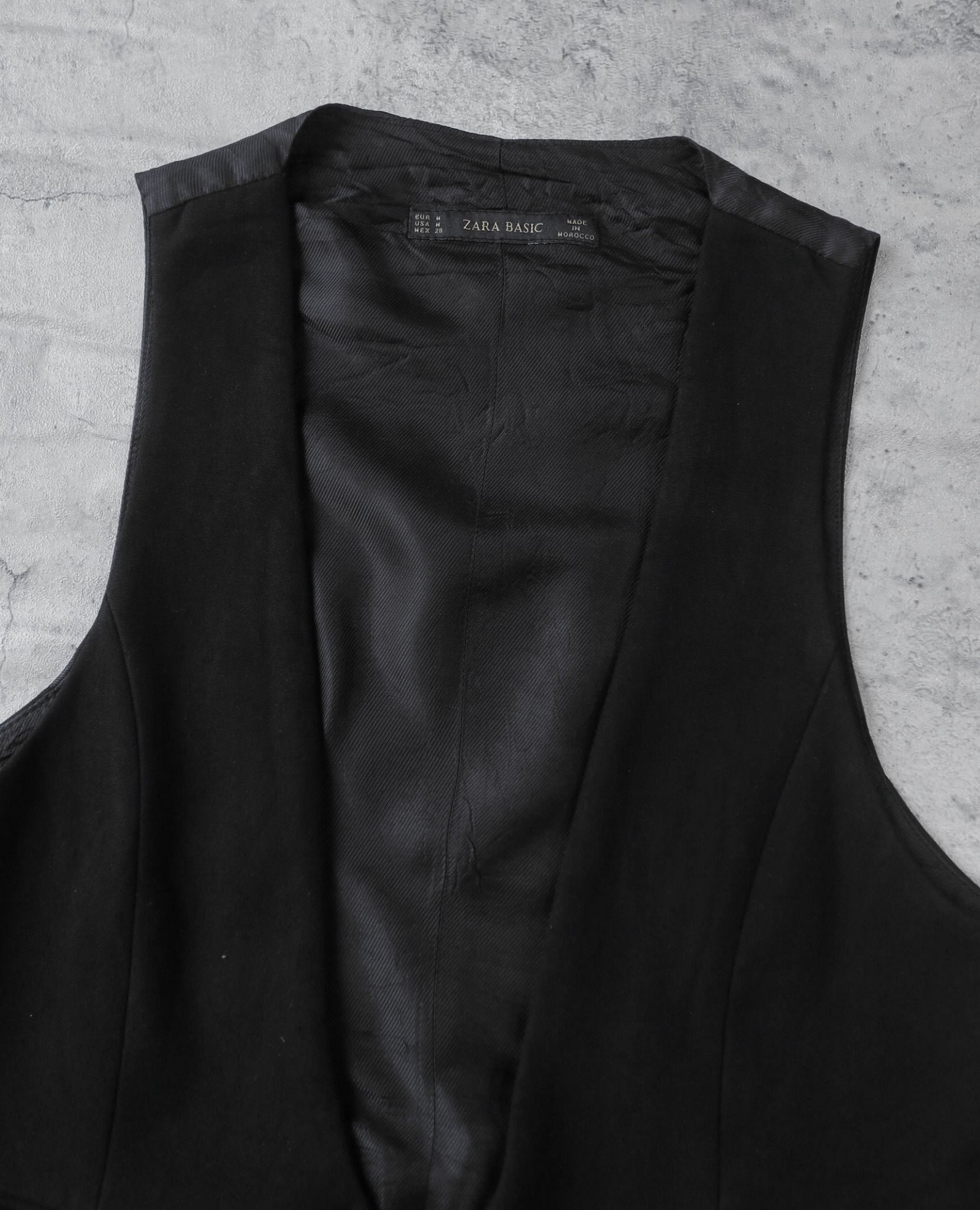 08.11.23 - VTG WAISTCOAT JACKET - ZARA BASIC