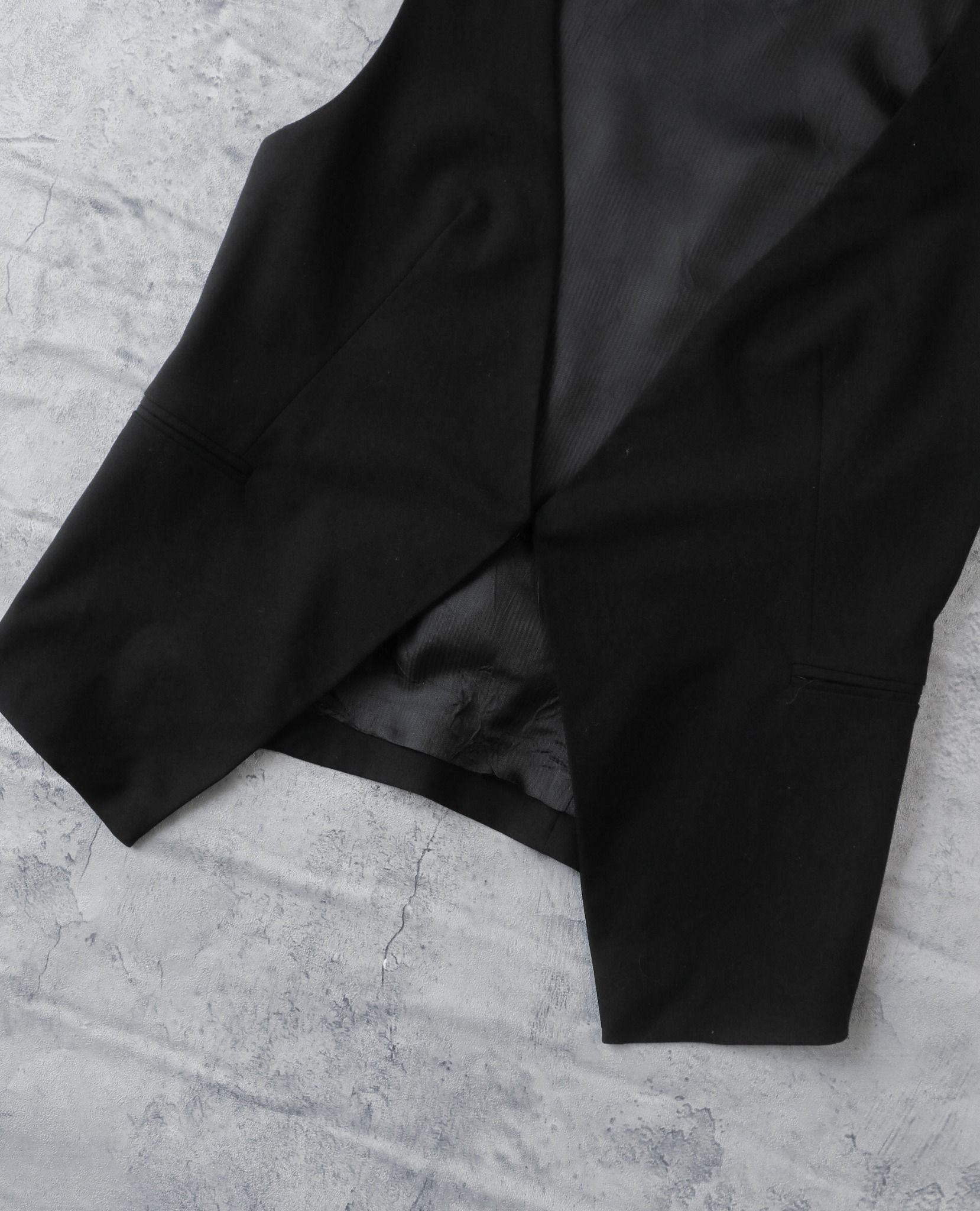 08.11.23 - VTG WAISTCOAT JACKET - ZARA BASIC