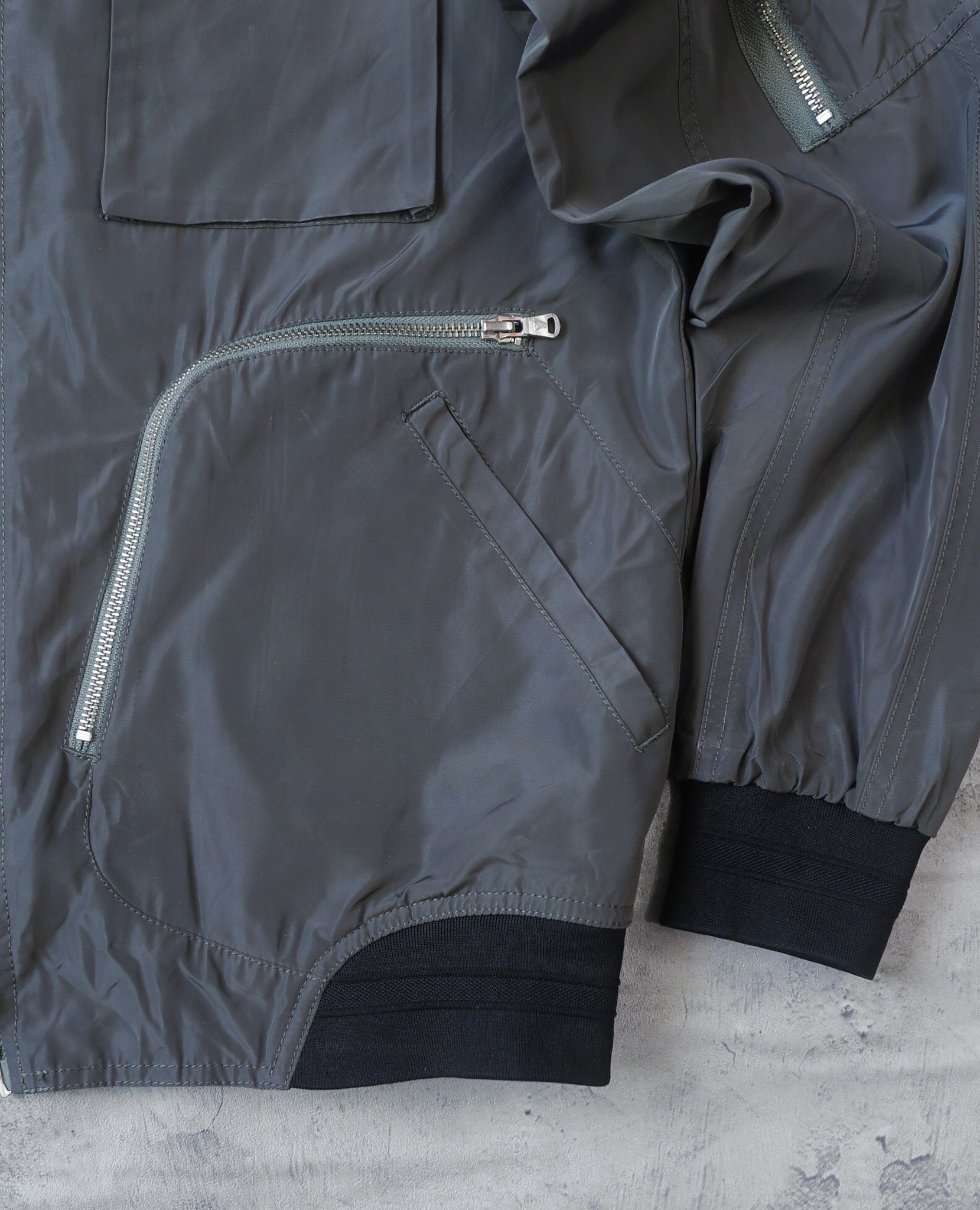 08.11.23 - VTG NYLON TECH BOMBER JACKET - LIFE NATURE GO