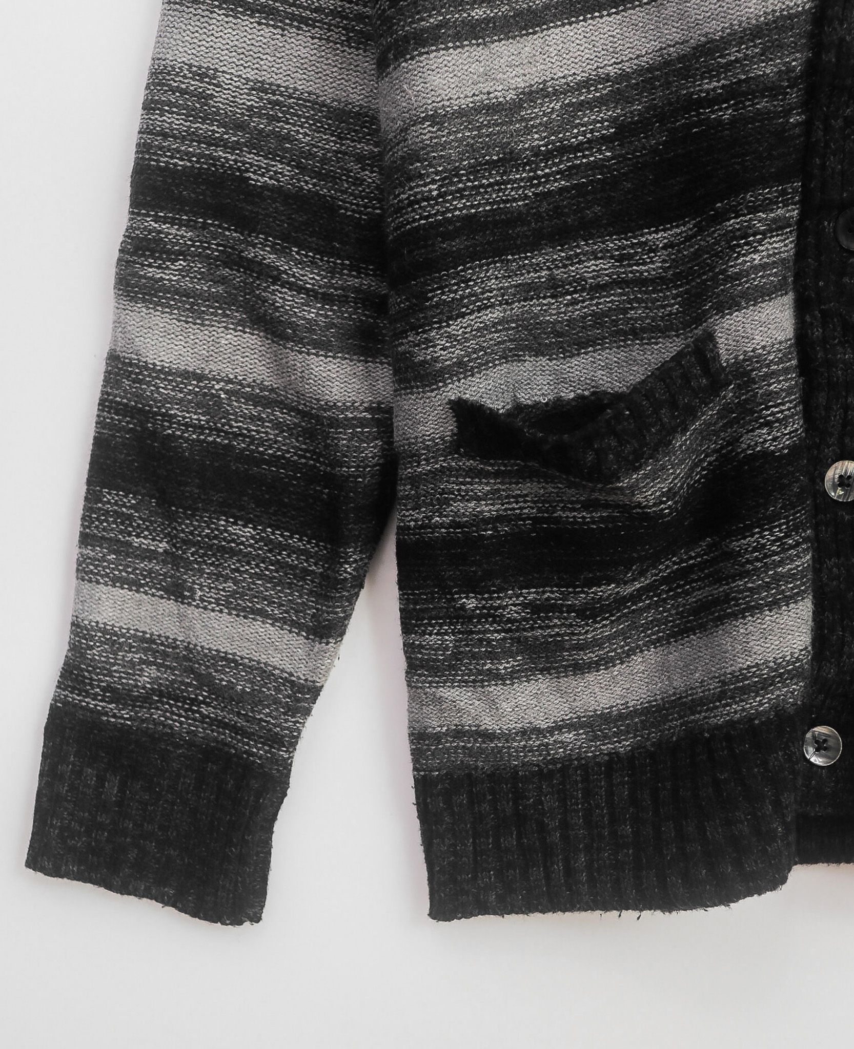 07.27.24 - VTG KNIT JACKET - FREE NATURE