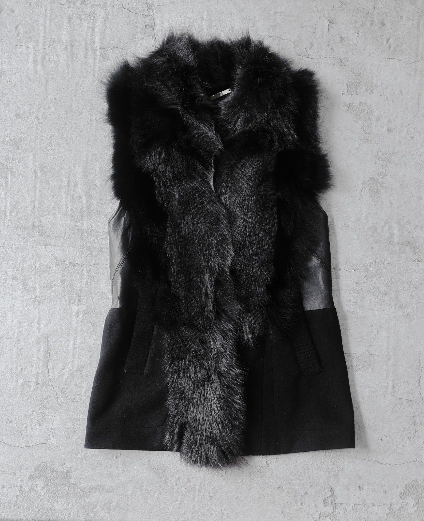 01.03.24 - VTG SLEEVELESS FUR WOOL COAT JACKET - TANKUS