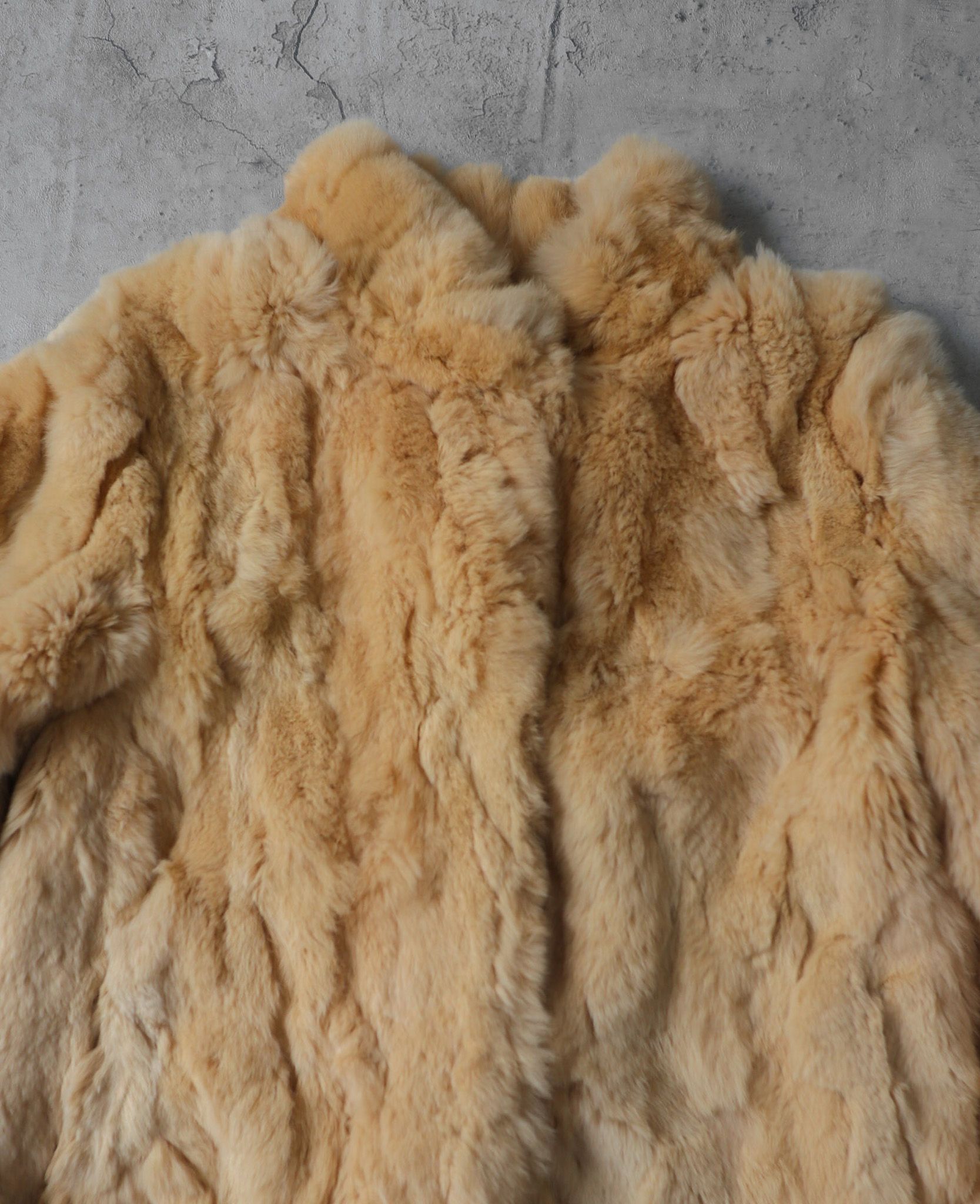 01.03.24 - VTG CROPPED FUR JACKET - RAZZIO
