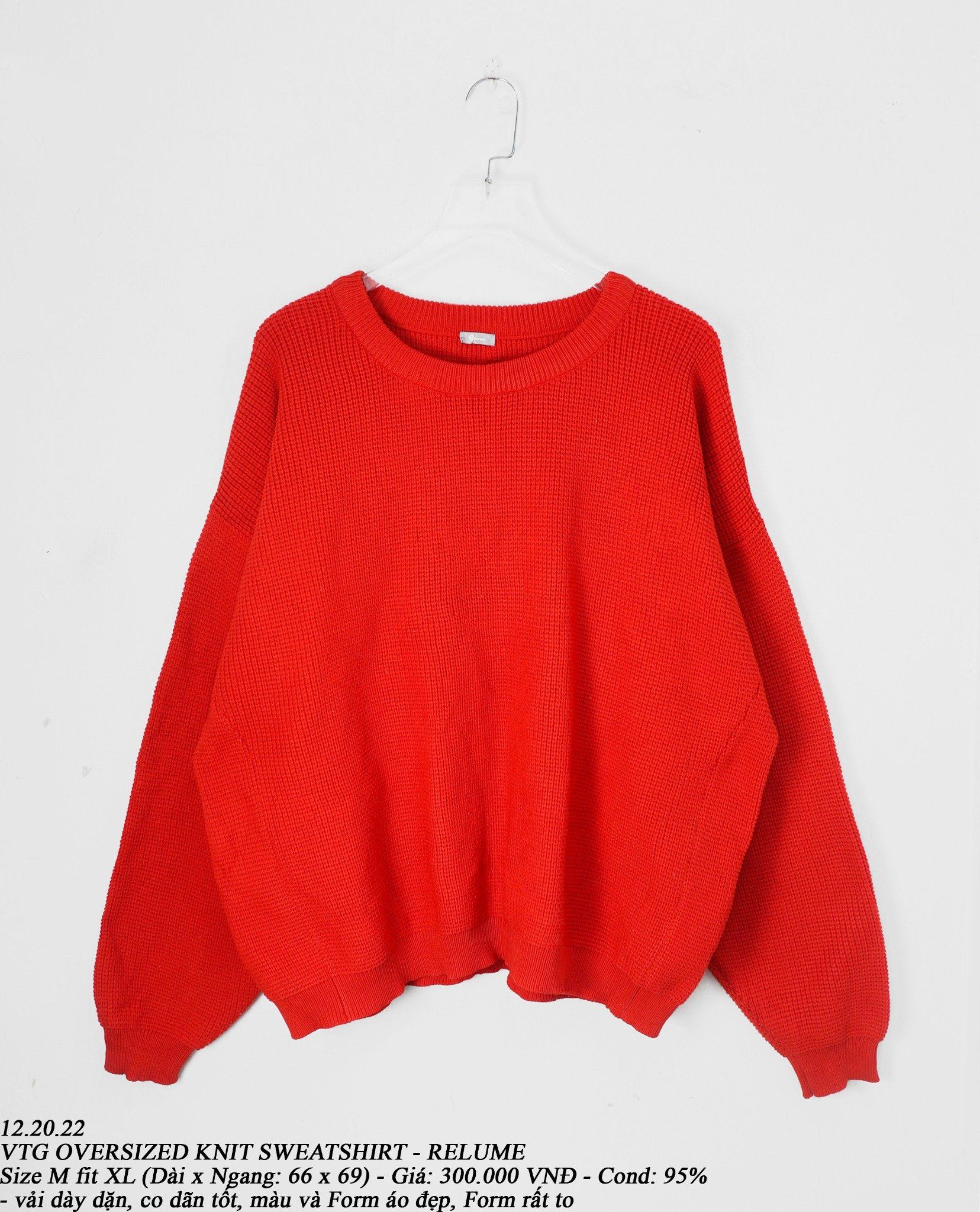 12.20.22 - VTG OVERSIZED KNIT SWEATSHIRT - RELUME