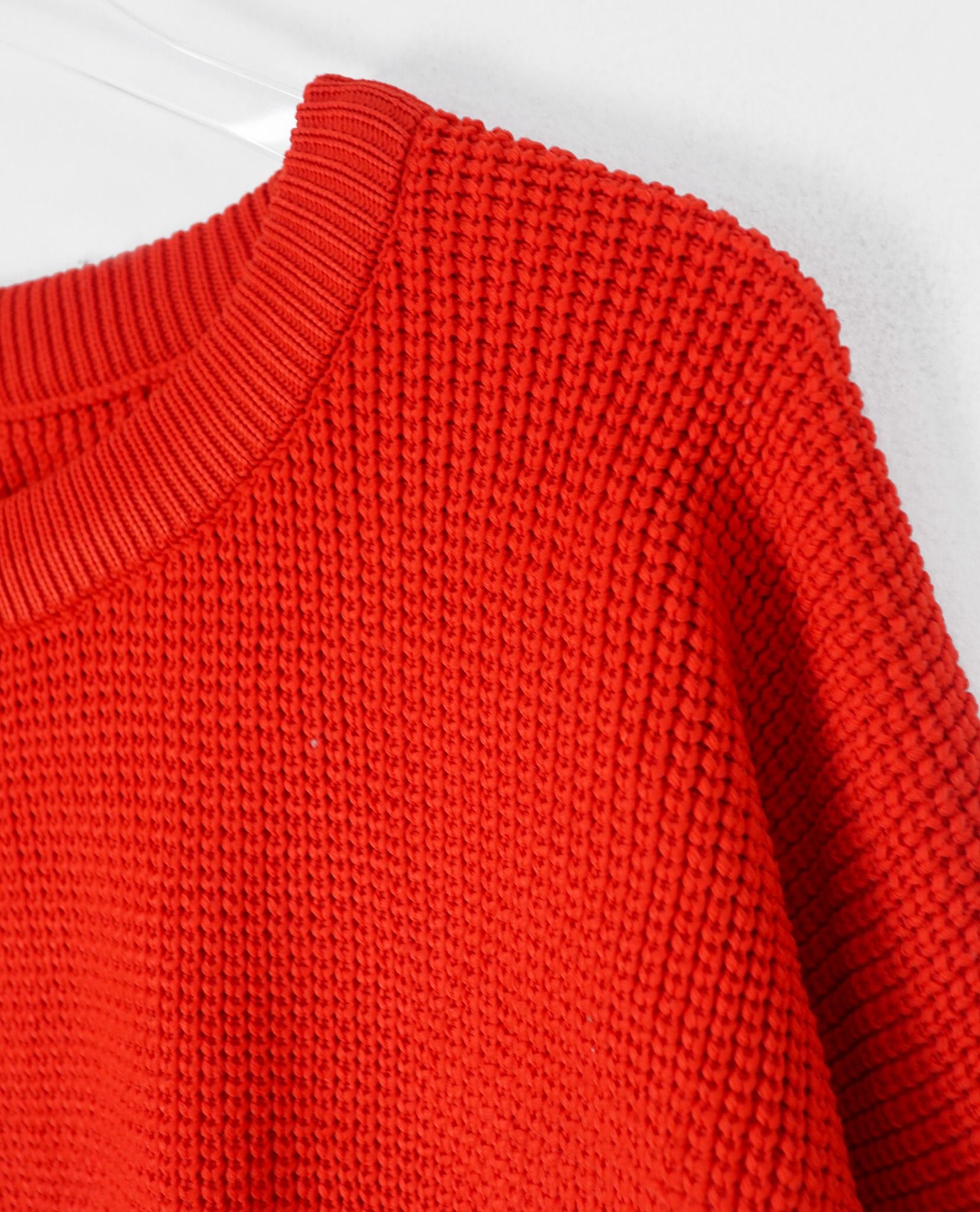 12.20.22 - VTG OVERSIZED KNIT SWEATSHIRT - RELUME