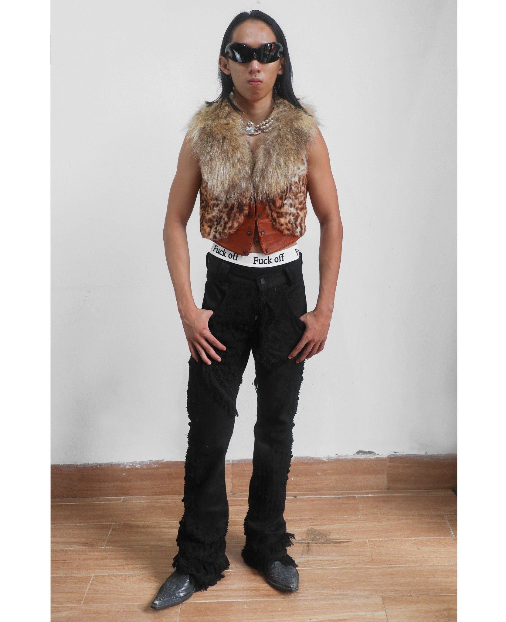 01.03.24 - VTG CROPPED FUR VEST JACKET - JOINUS