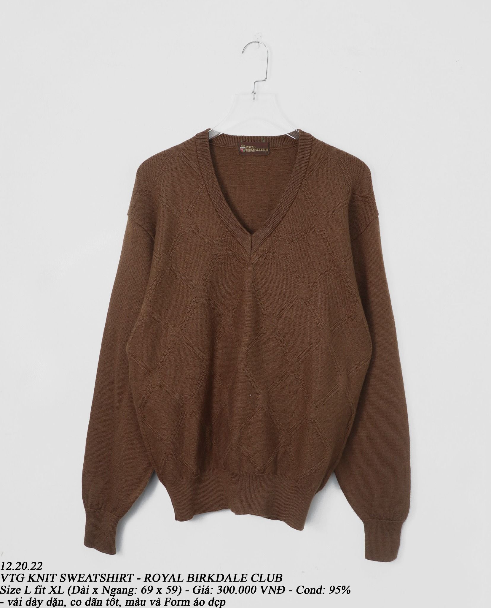 12.20.22 - VTG KNIT SWEATSHIRT - ROYAL BIRKDALE CLUB