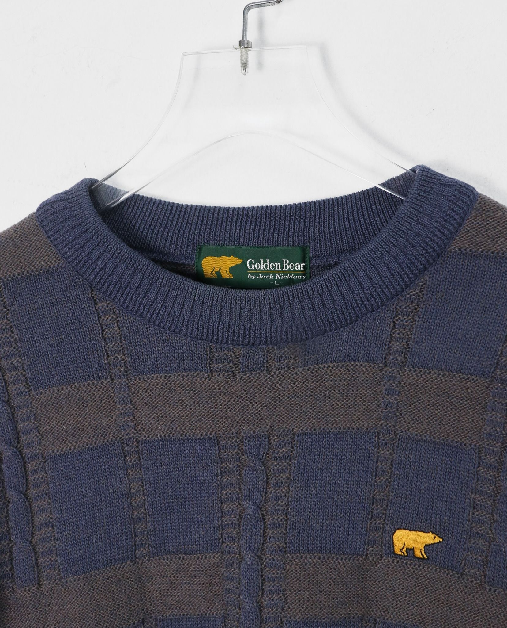 12.20.22 - VTG KNIT SWEATSHIRT - GOLDEN BEAR