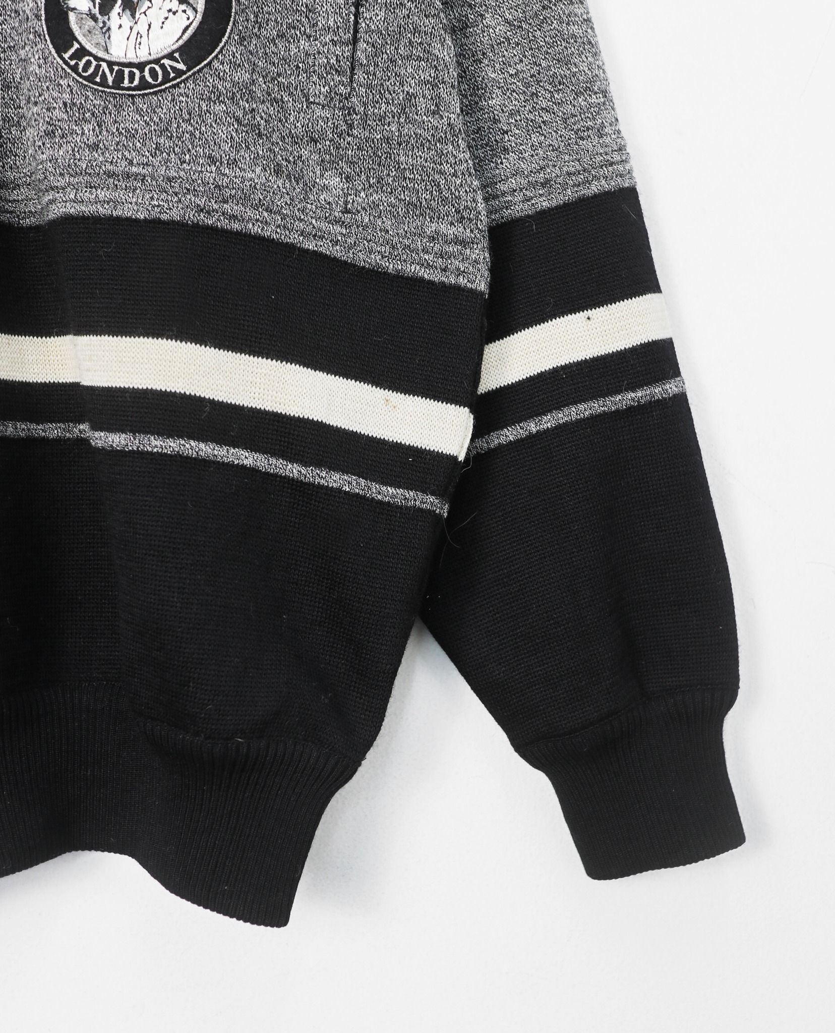 12.20.22 - VTG KNIT SWEATSHIRT - HARDY AMIES LONDON