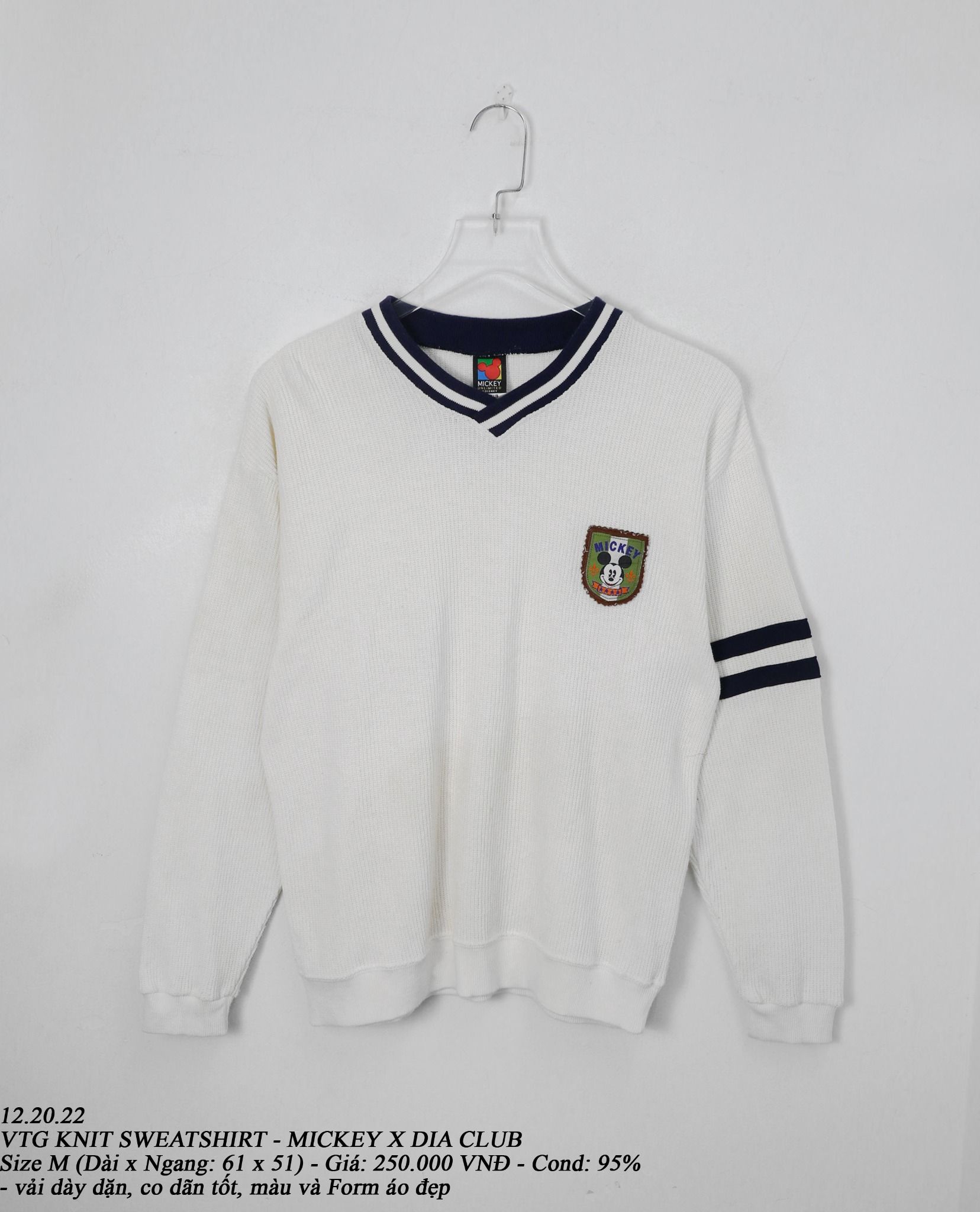 12.20.22 - VTG KNIT SWEATSHIRT - REPEZEE:N