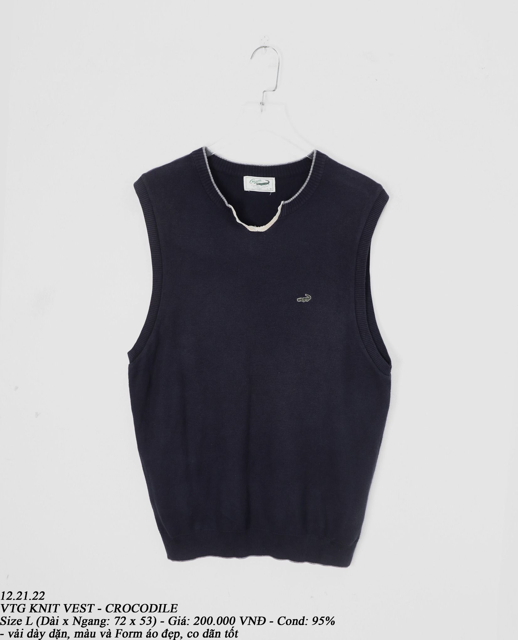 12.21.22 - VTG KNIT VEST - CROCODILE