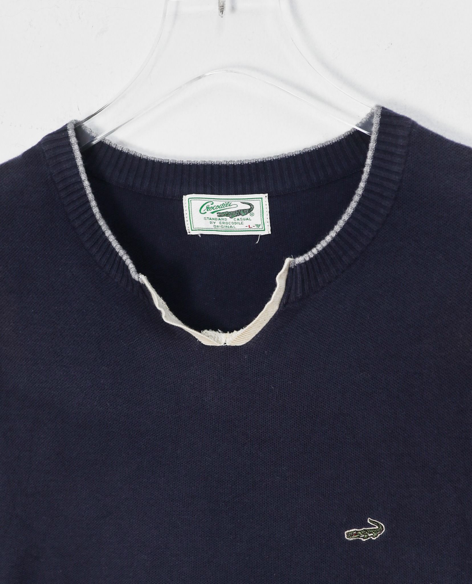 12.21.22 - VTG KNIT VEST - CROCODILE