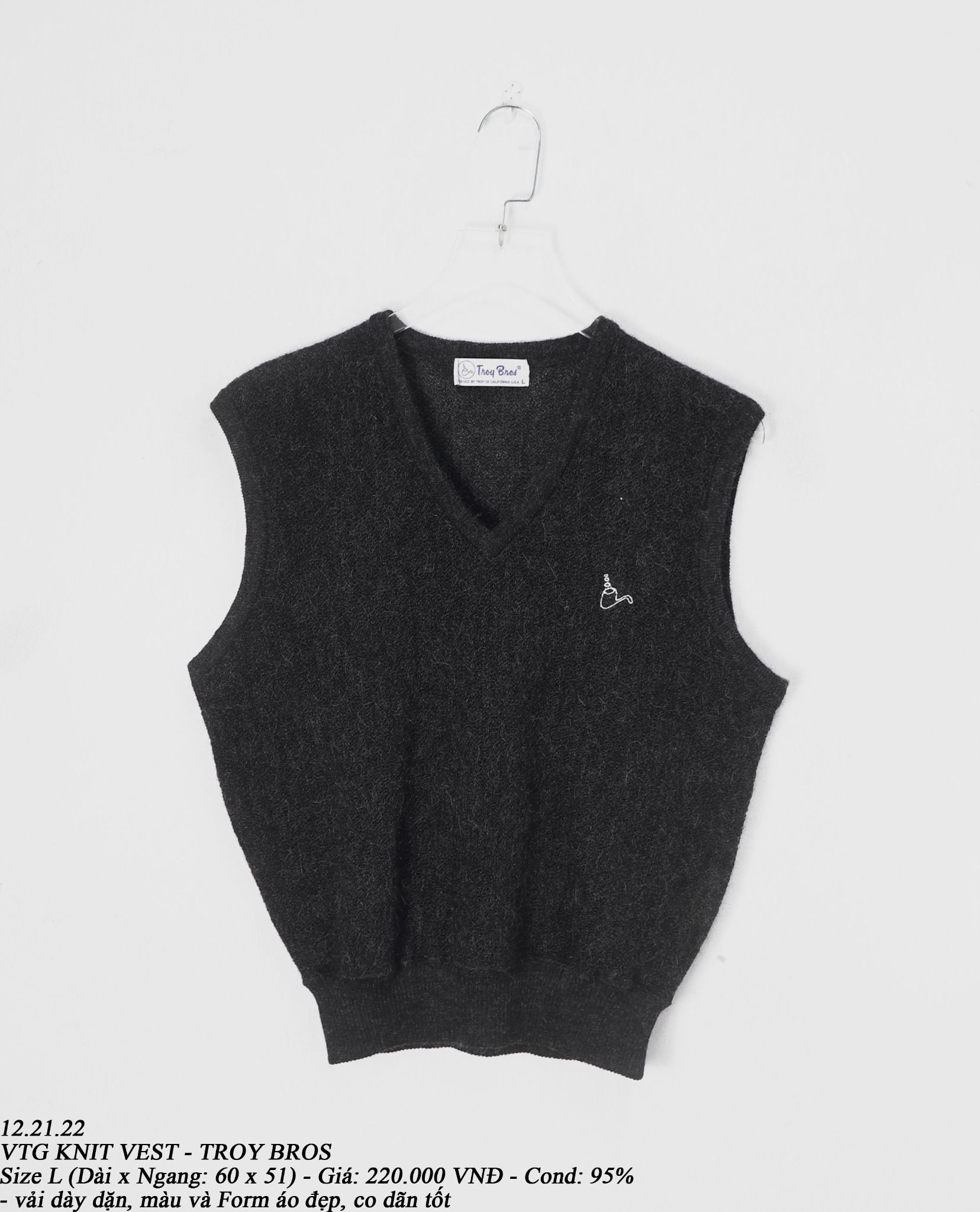 12.21.22 - VTG KNIT VEST - TROY BROS