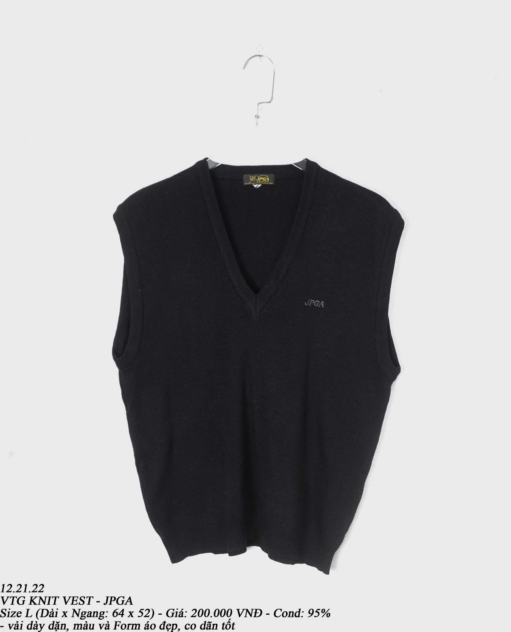 12.21.22 - VTG KNIT VEST - JPGA