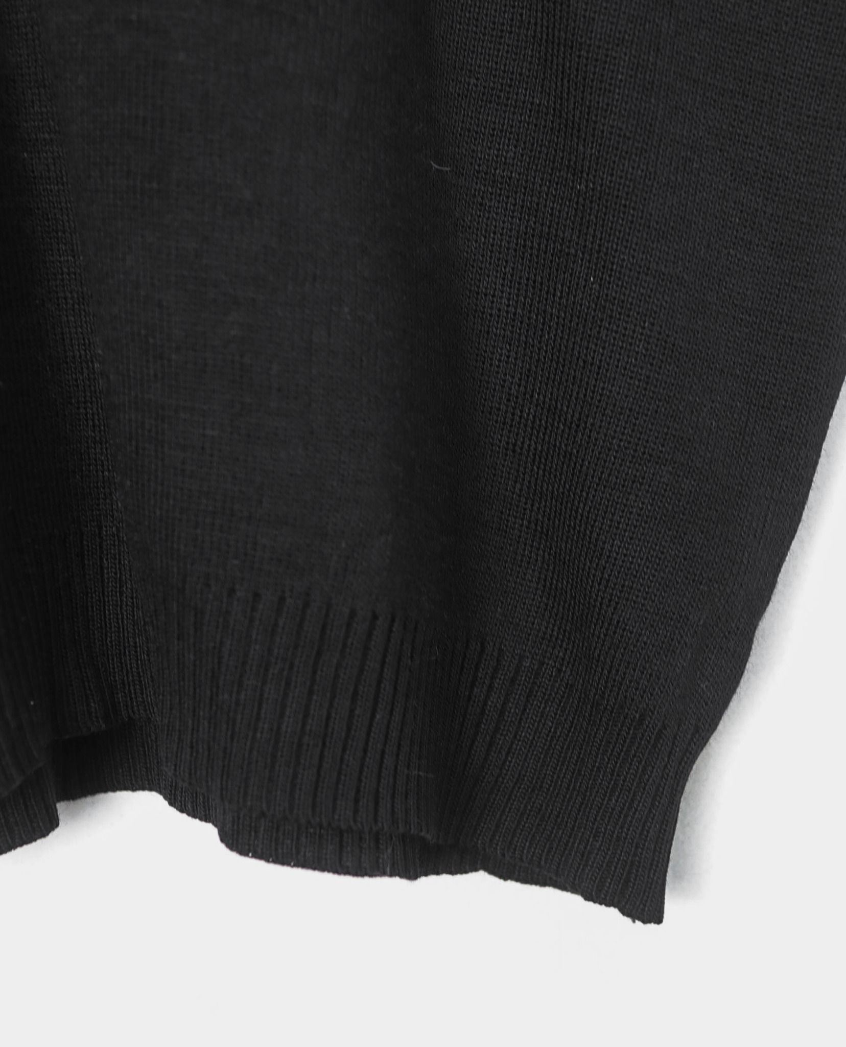 12.21.22 - VTG KNIT VEST - JPGA