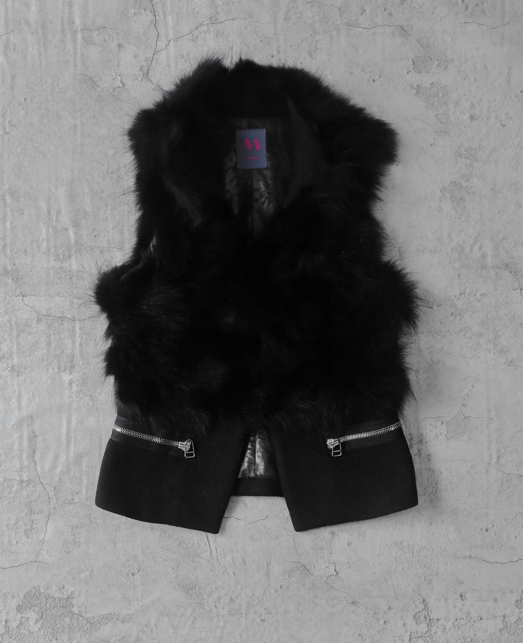 01.05.24 - VTG FUR VEST JACKET - MOS