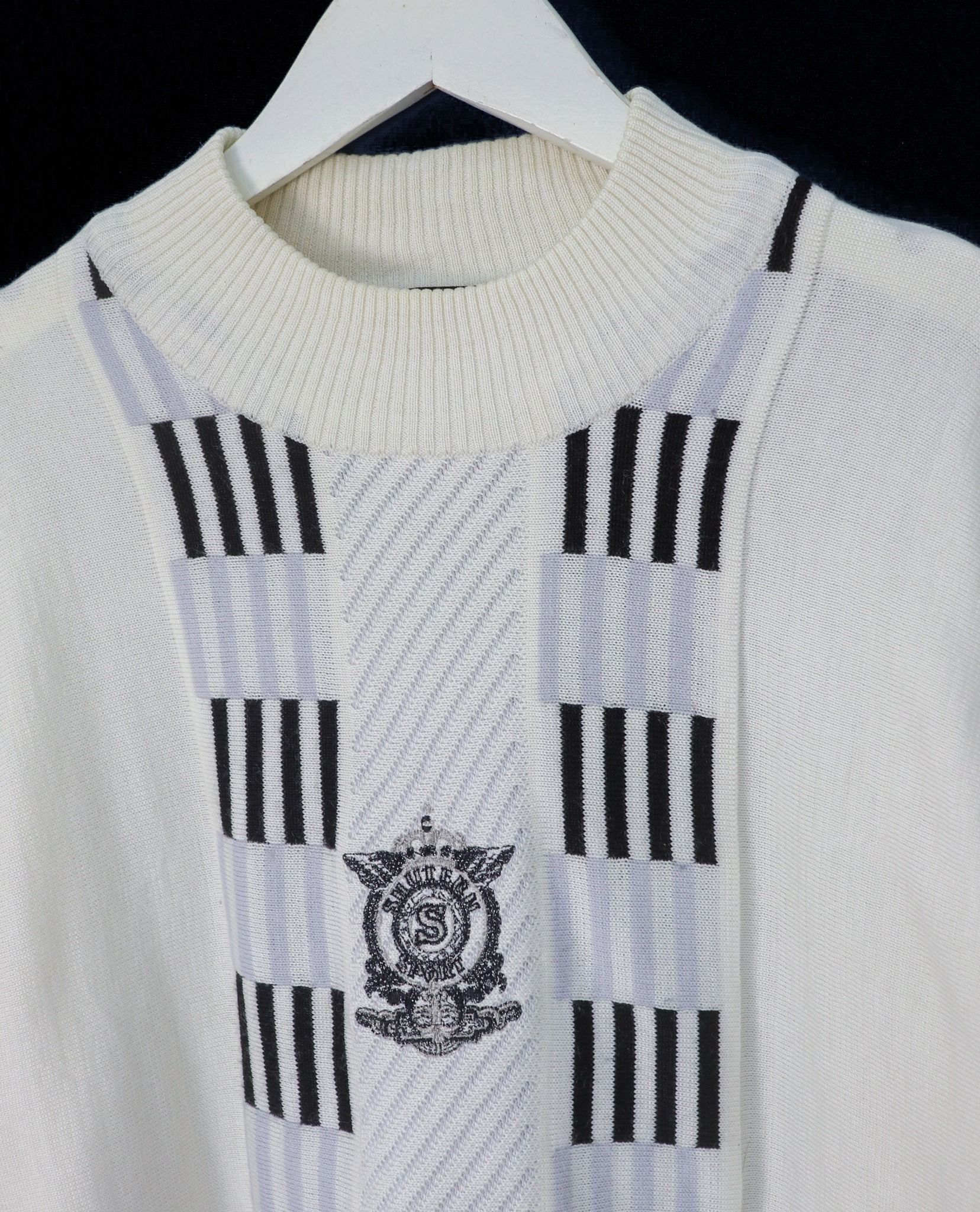 12.25.22 - VTG KNIT SWEATSHIRT - SHUTERN