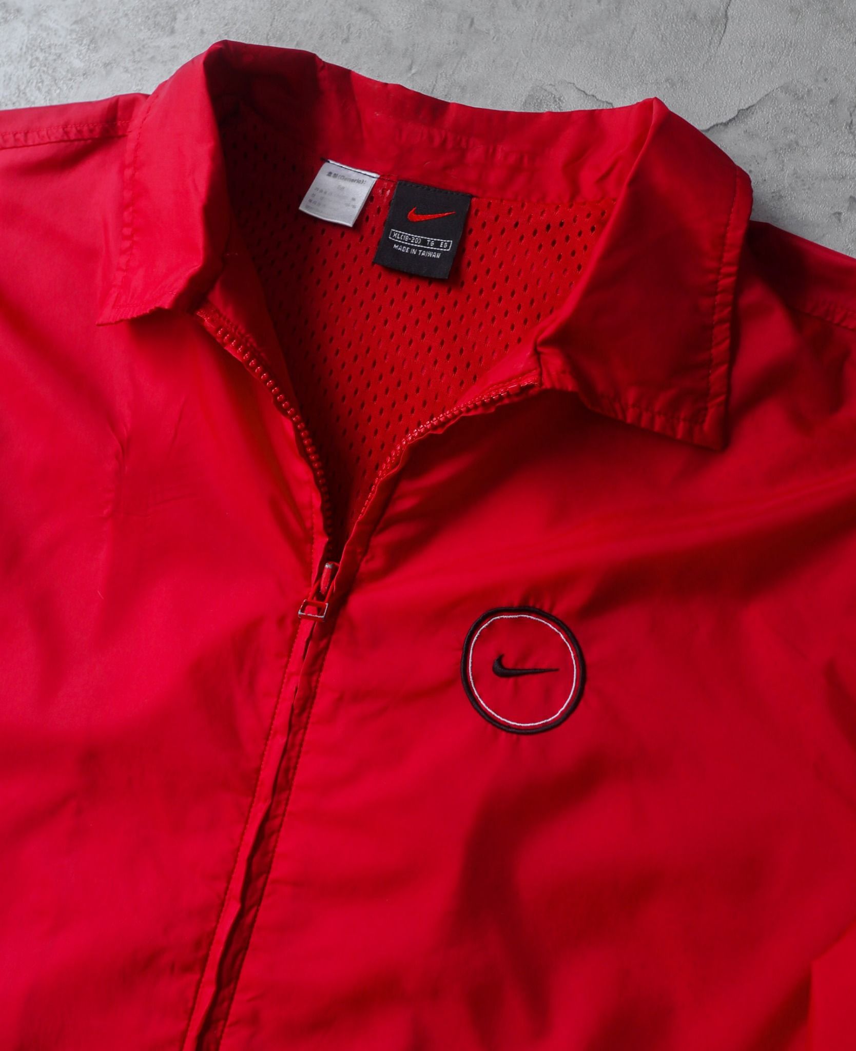 02.20.24 - VTG WINDBREAKER JACKET - NIKE 90s
