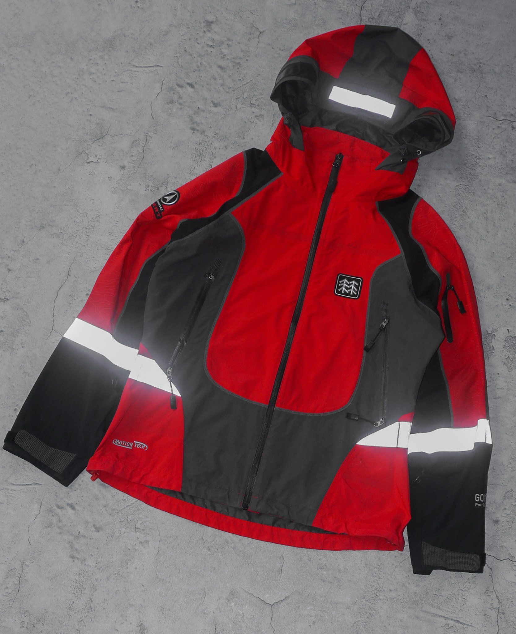 02.20.24 - VTG OUTDOOR WINDBREAKER JACKET - KOLON SPORT