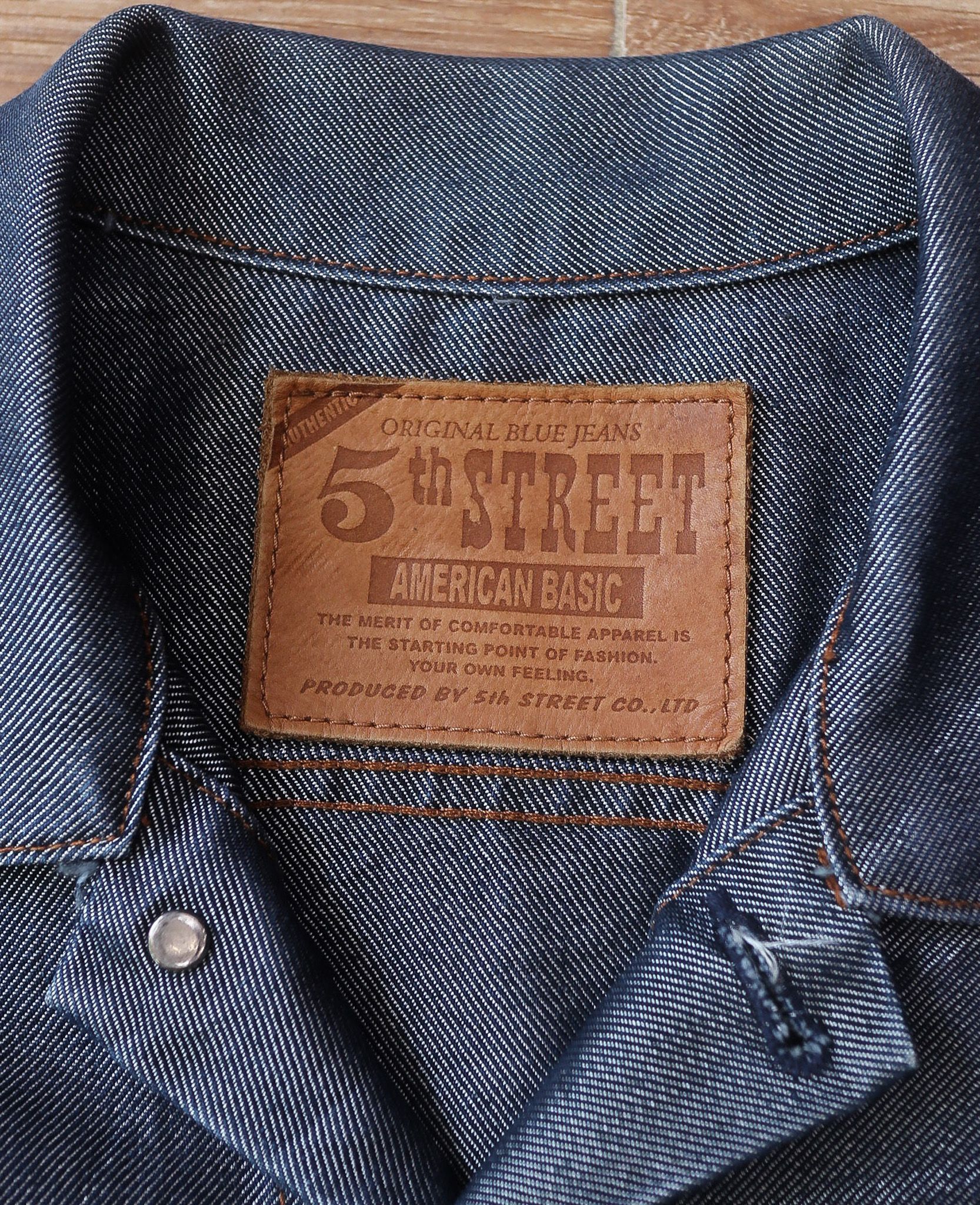 08.04.24 - VTG CROPPED DENIM JACKET - 5th STREET