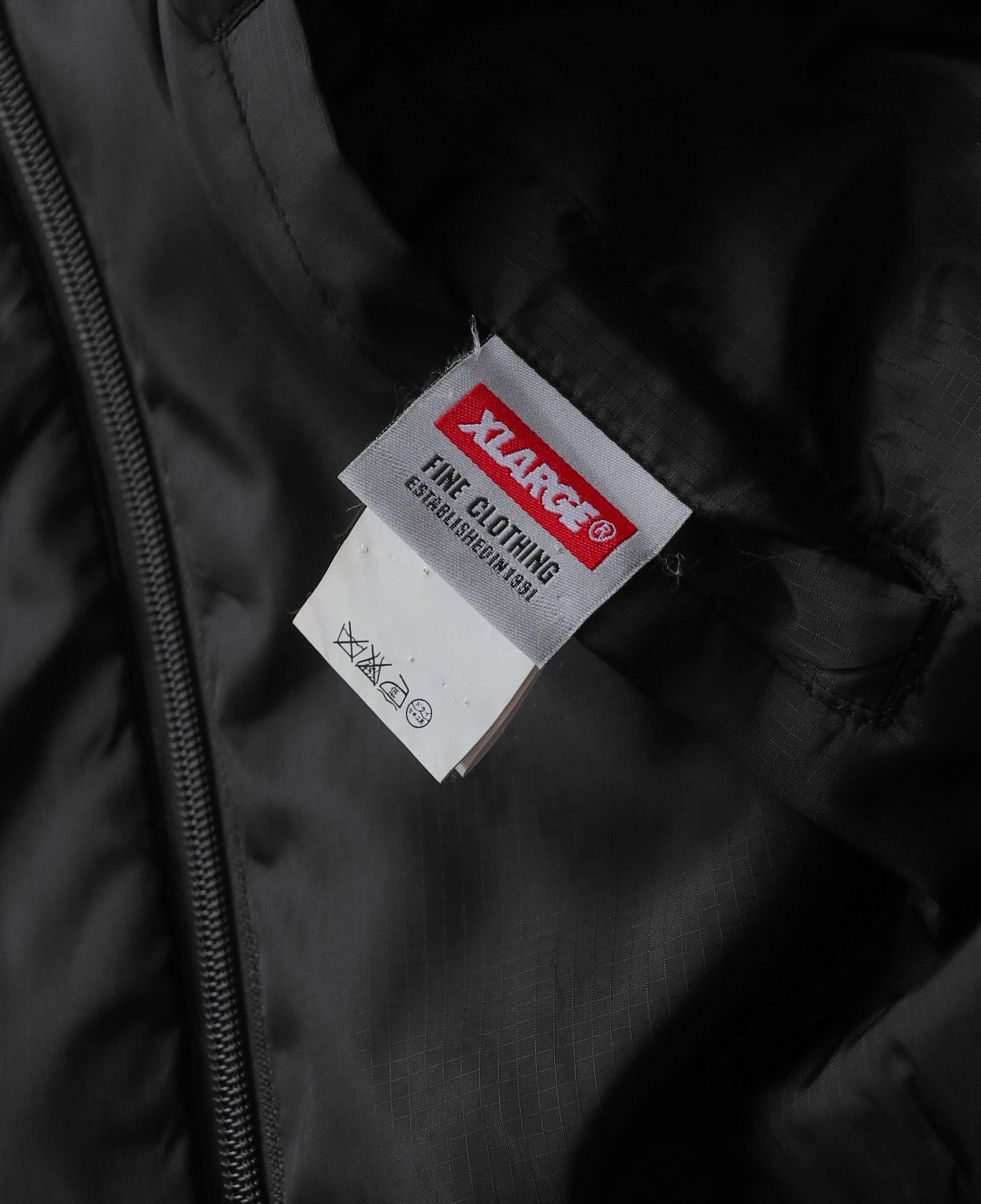 02.20.24 - VTG REVERSIBLE WINDBREAKER JACKET - XLARGE