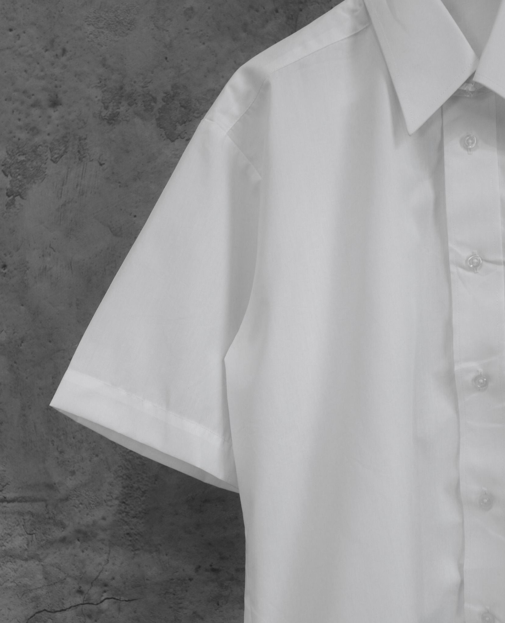 08.20.23 - VTG BUTTON UP SHIRT