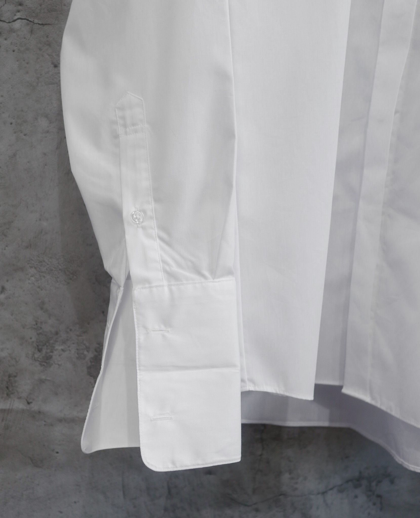 08.20.23 - VTG BUTTON UP SHIRT - VIEUX PARIS