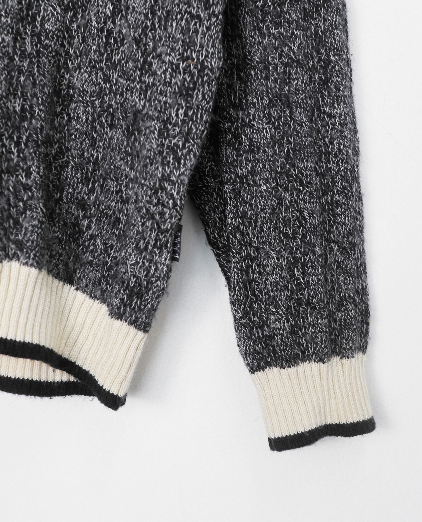 12.27.22 - VTG KNIT SWEATSHIRT - ELLE HOMME PARIS