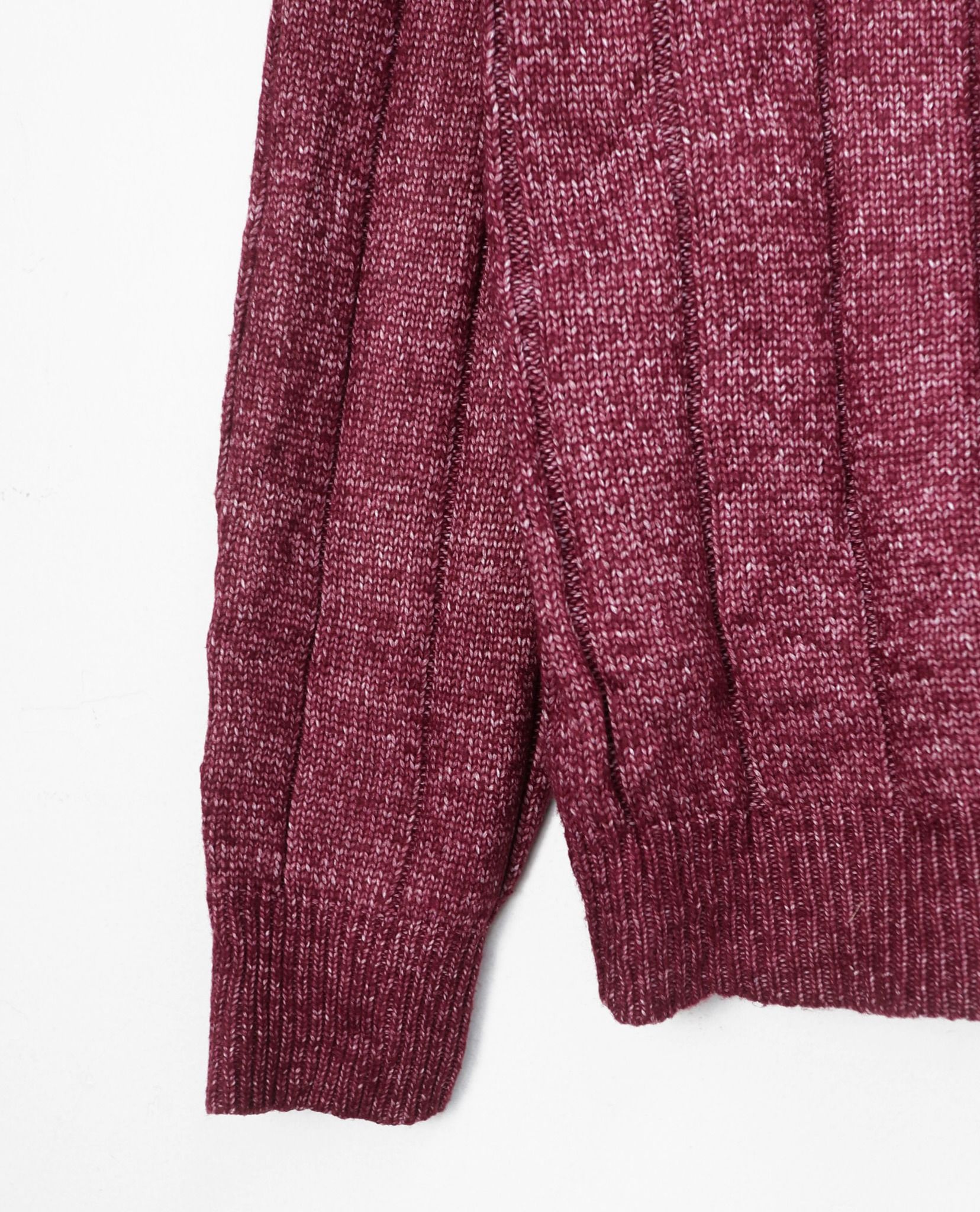 12.27.22 - VTG KNIT SWEATSHIRT - DoCLASSE