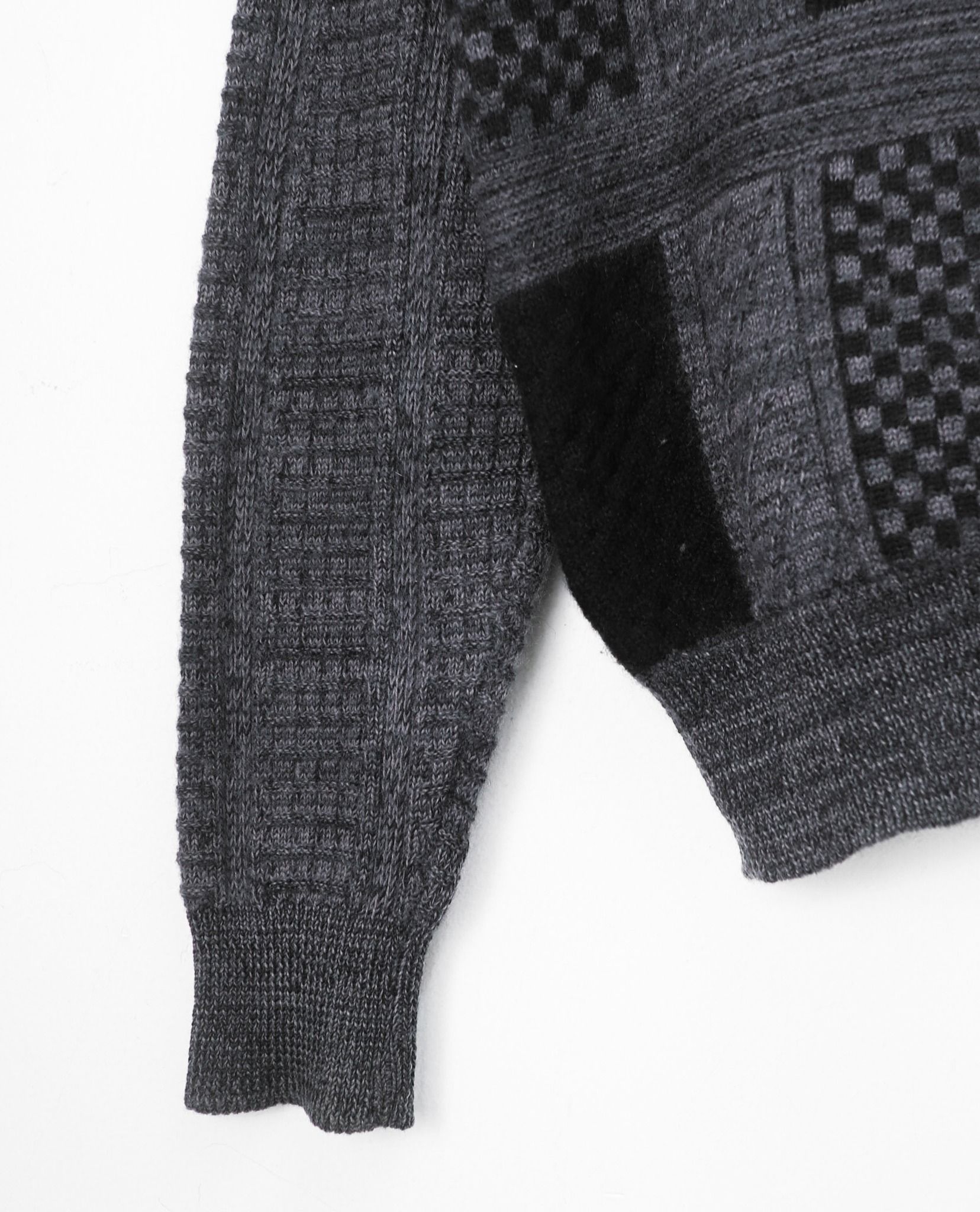 12.27.22 - VTG KNIT SWEATSHIRT - BON GIOVANE
