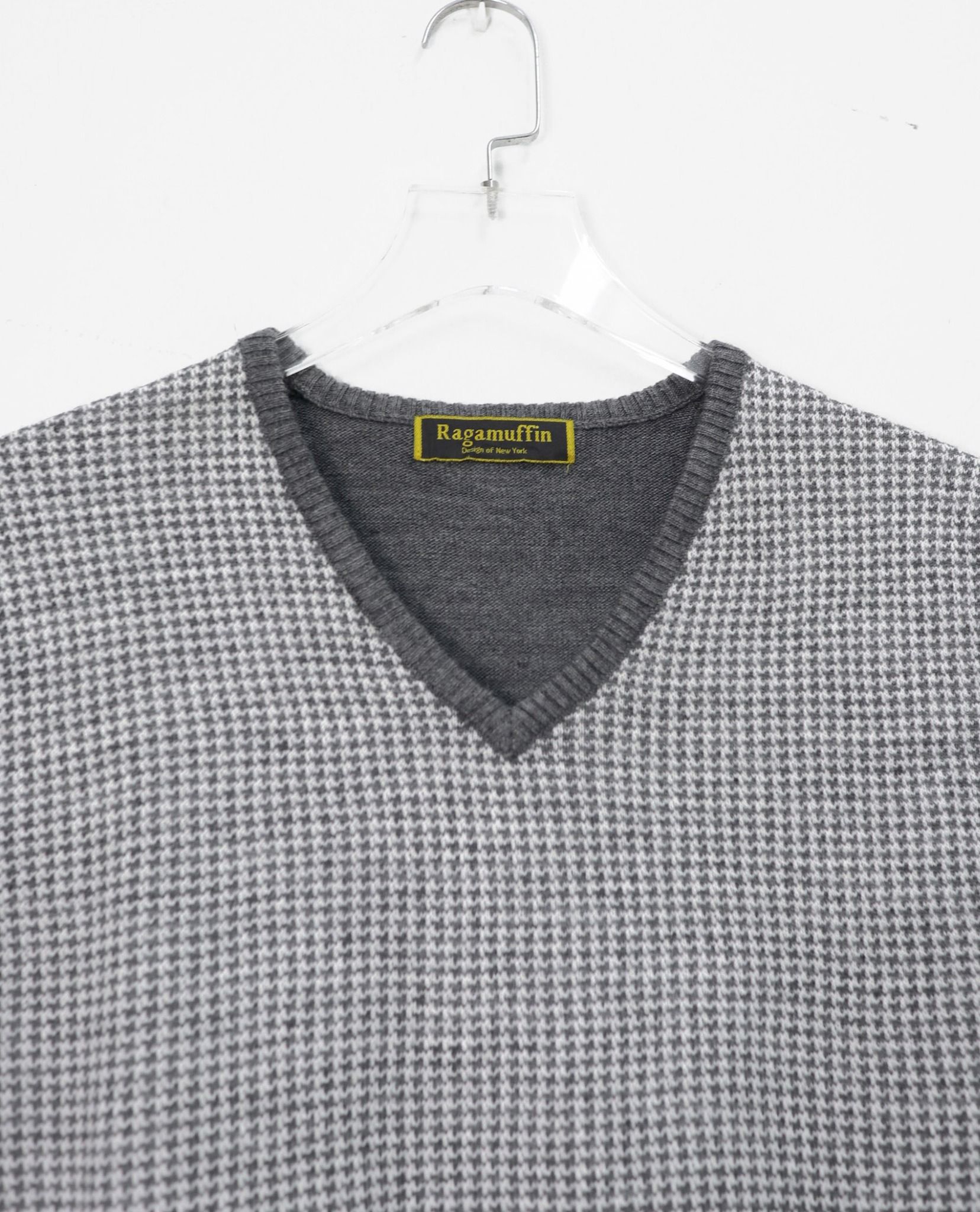 11.08.22 - VTG KNIT VEST JACKET - RAGAMUFFIN