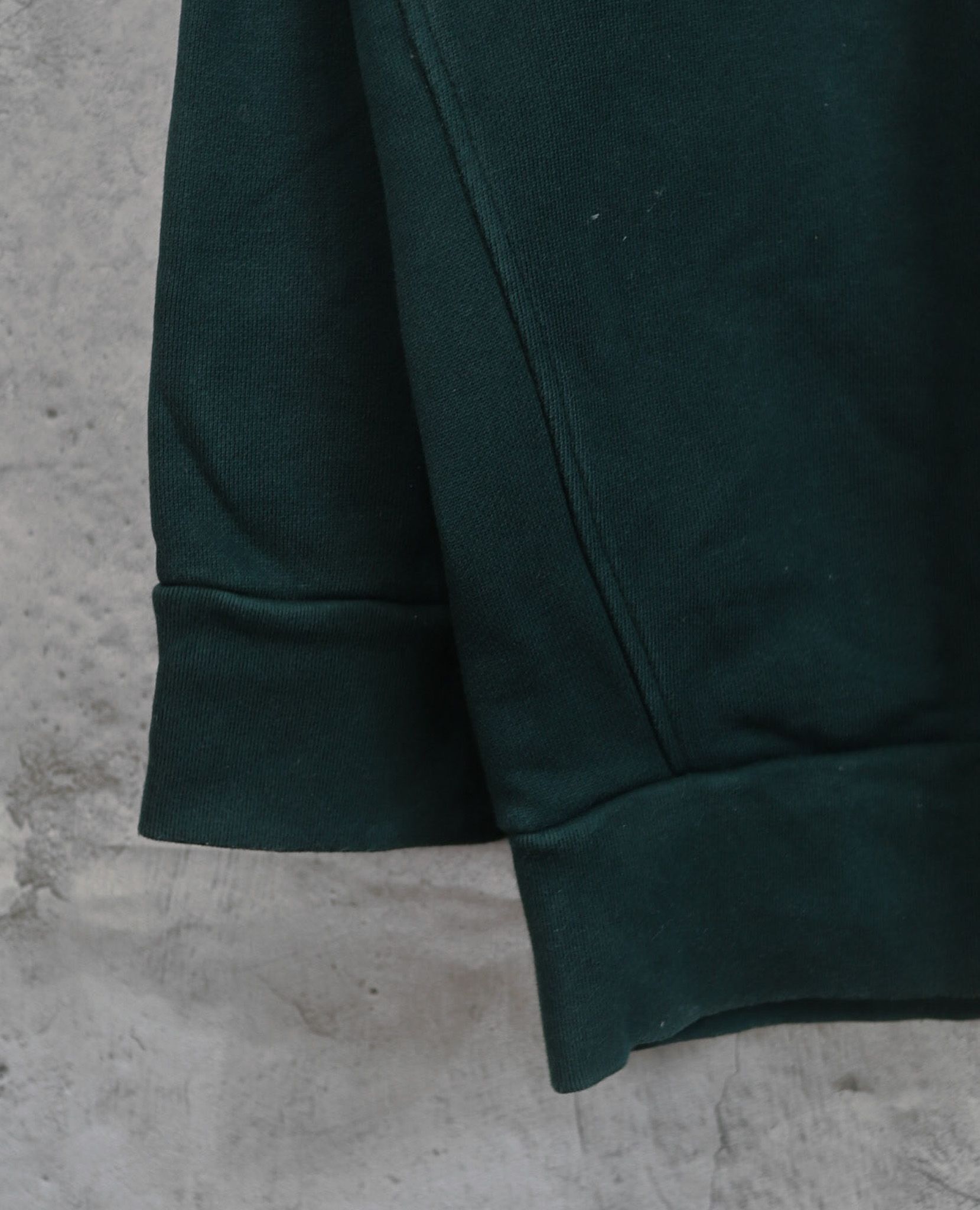 10.08.23 - VTG SWEATSHIRT - ADIDAS
