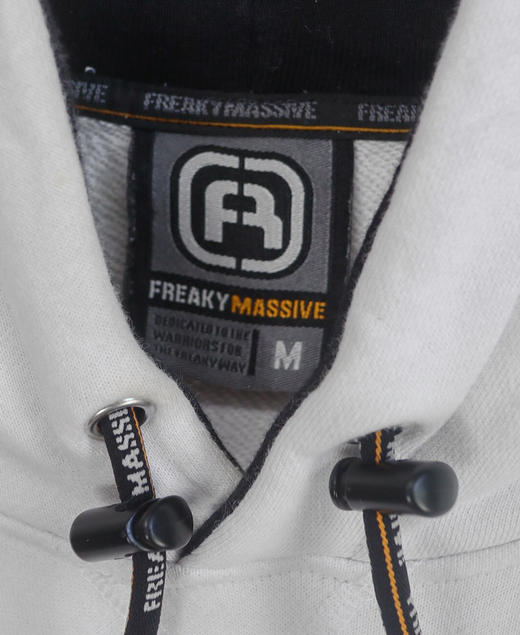 11.14.23 - VTG PULLOVER HOODIE - FREAKY