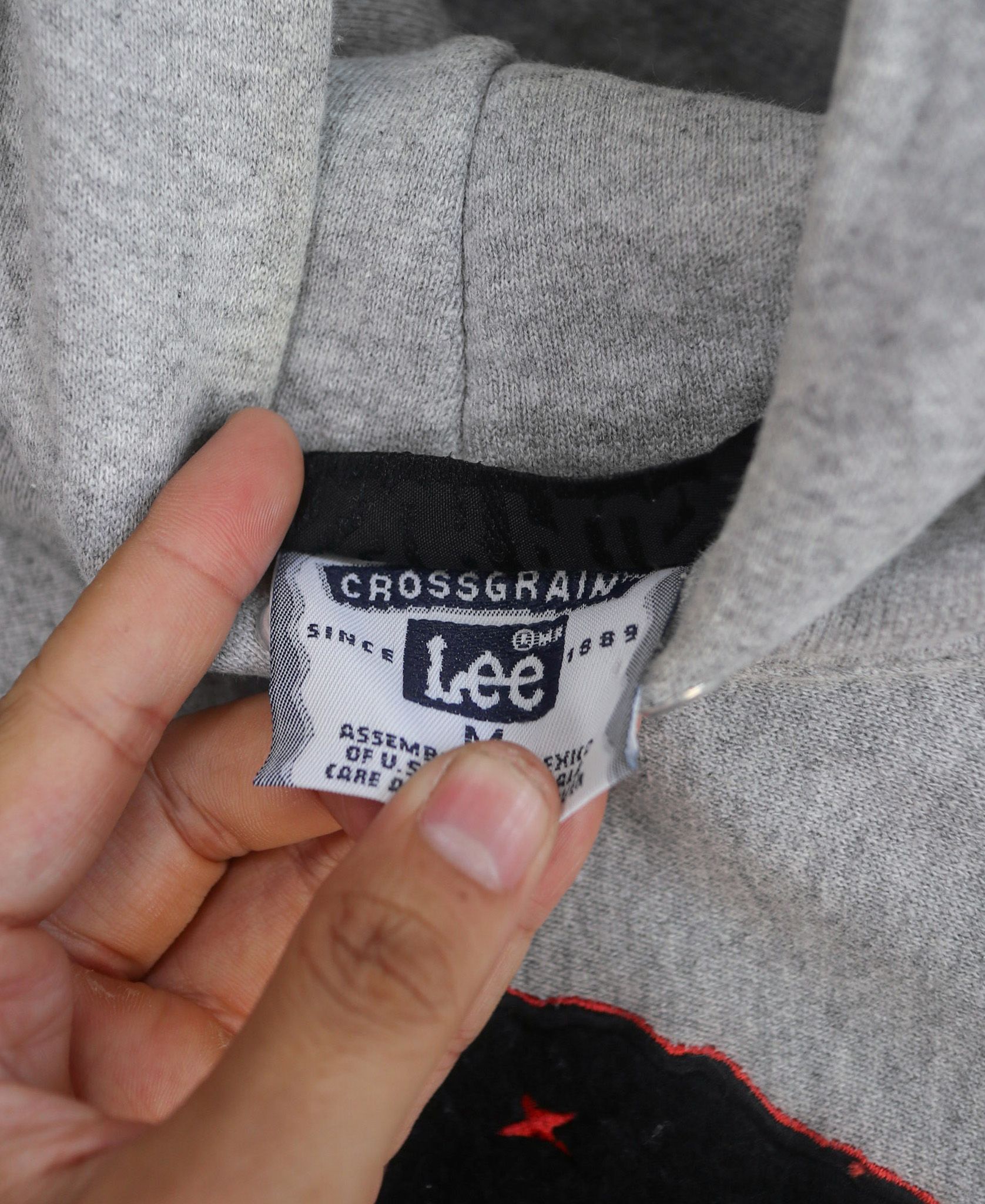 11.14.23 - VTG PULLOVER HOODIE - SSUR PLUS by LEE 90s