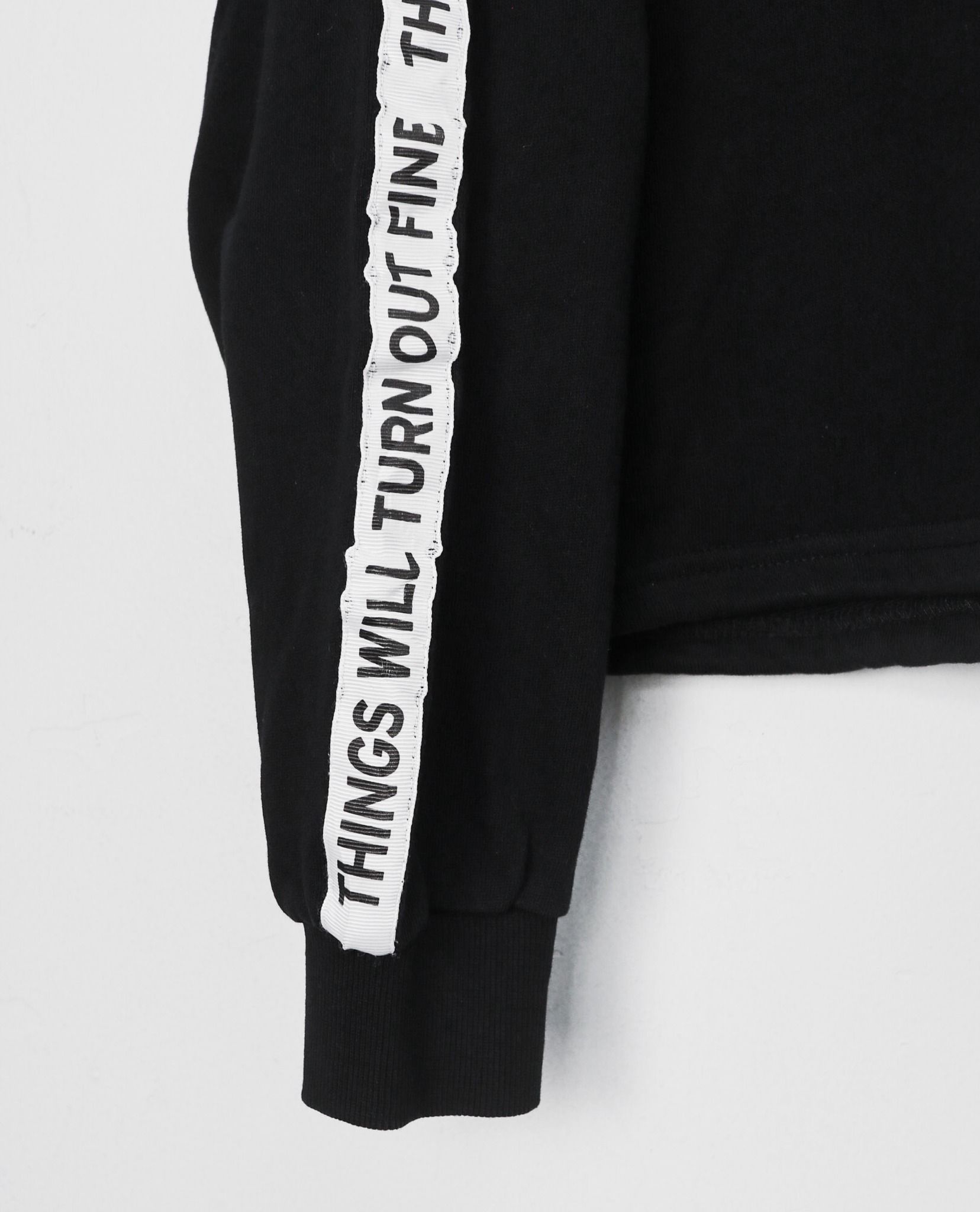 12.29.22 - VTG CROPPED PULLOVER HOODIE - COLZA