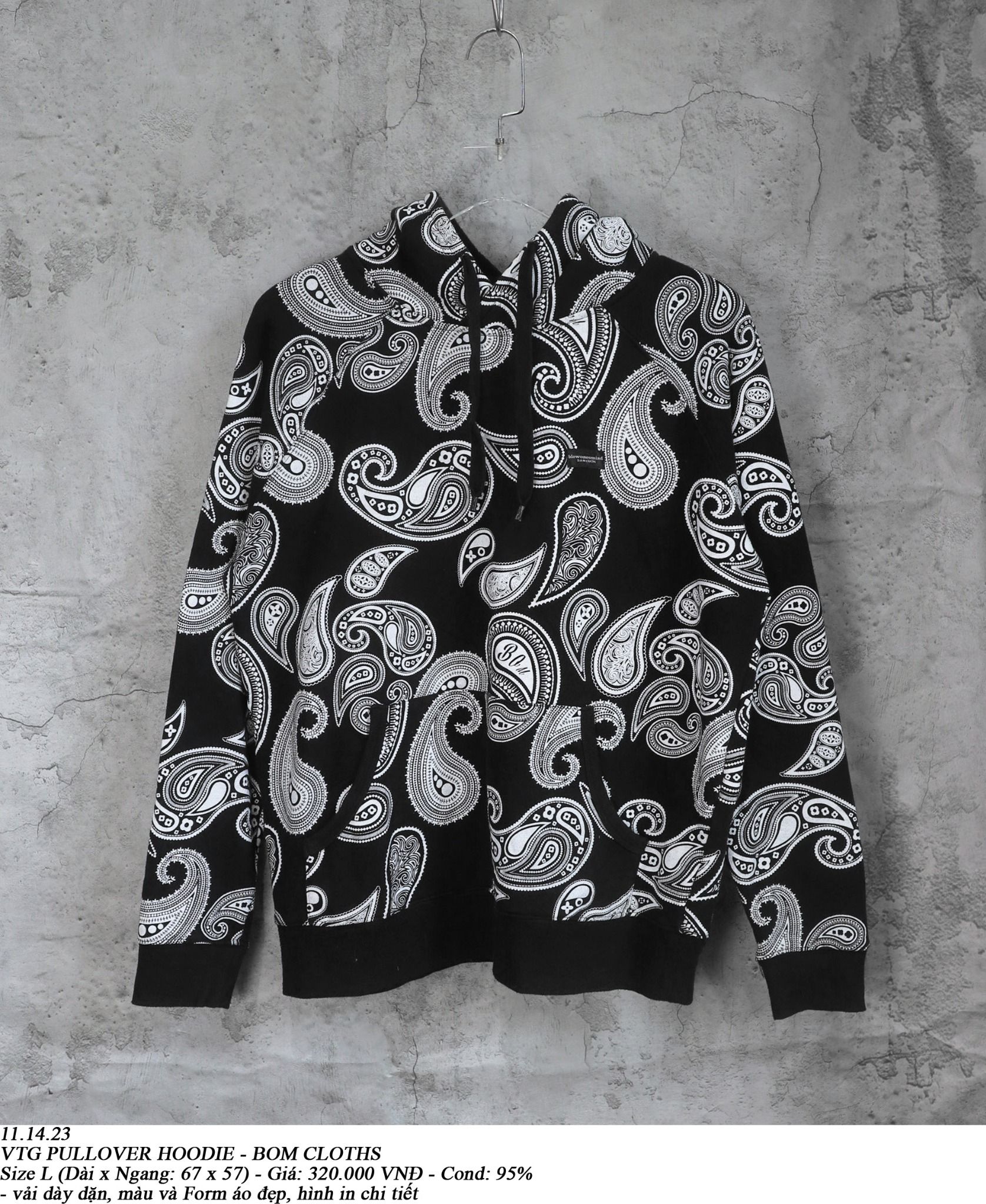 11.14.23 - VTG PULLOVER HOODIE - BOMB CLOTHS