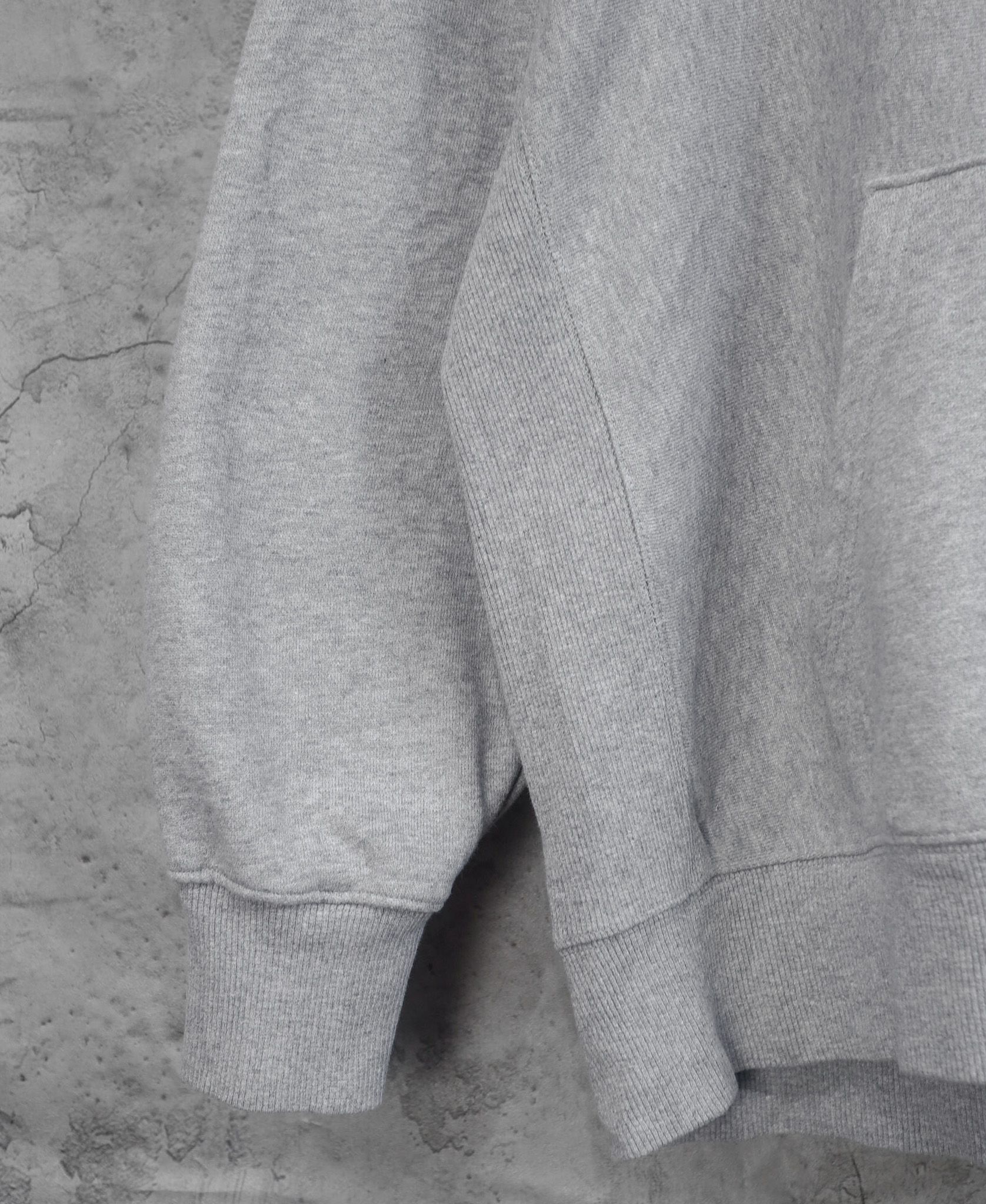 11.14.23 - VTG PULLOVER HOODIE - GU by UNIQLO