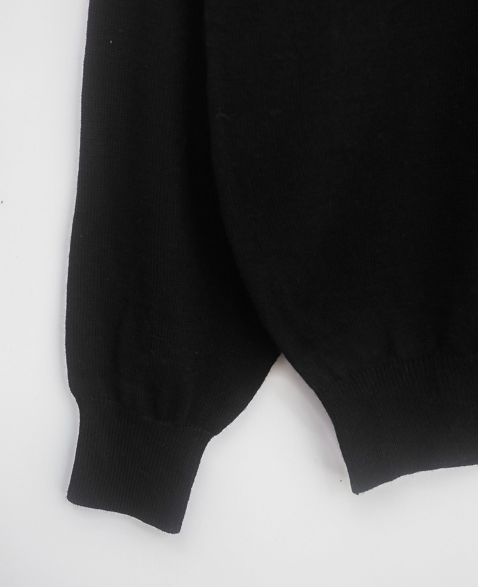 08.07.24 - VTG KNIT CARDIGAN JACKET - CROCODILE 90s