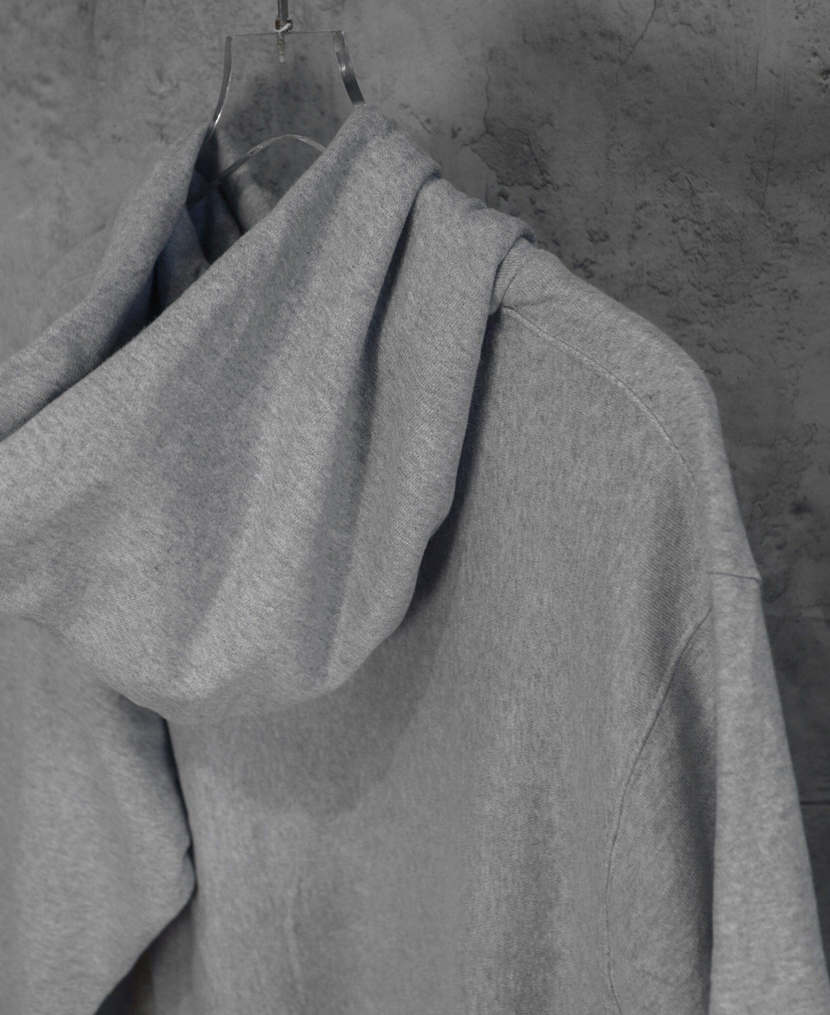 11.14.23 - VTG PULLOVER HOODIE - GU by UNIQLO