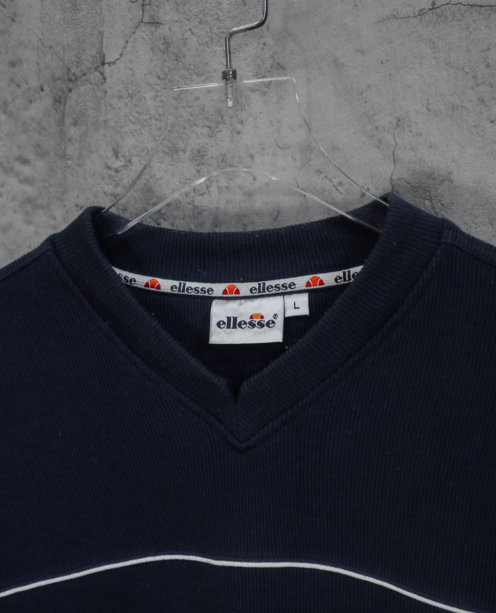 10.08.23 - VTG SWEATSHIRT - ELLESSE