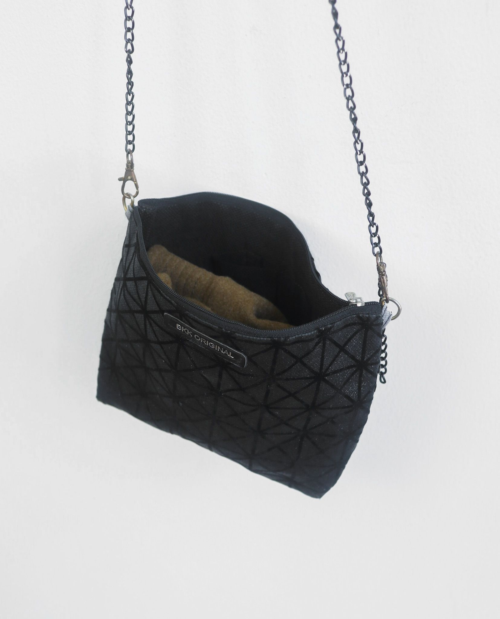 06.01.23 - VTG BAG - BKK ORIGINAL