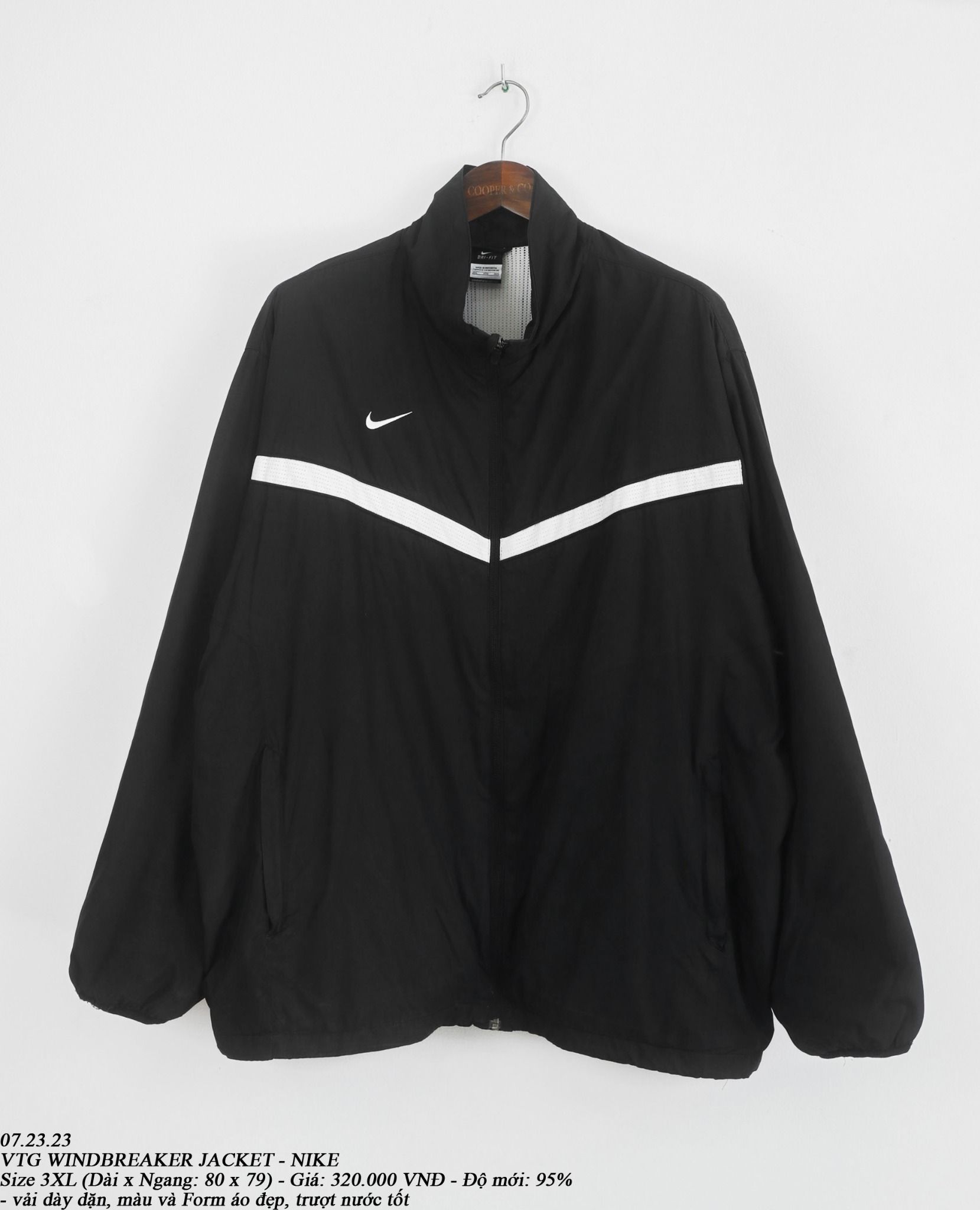 07.23.23 - VTG WINDBREAKER JACKET - NIKE
