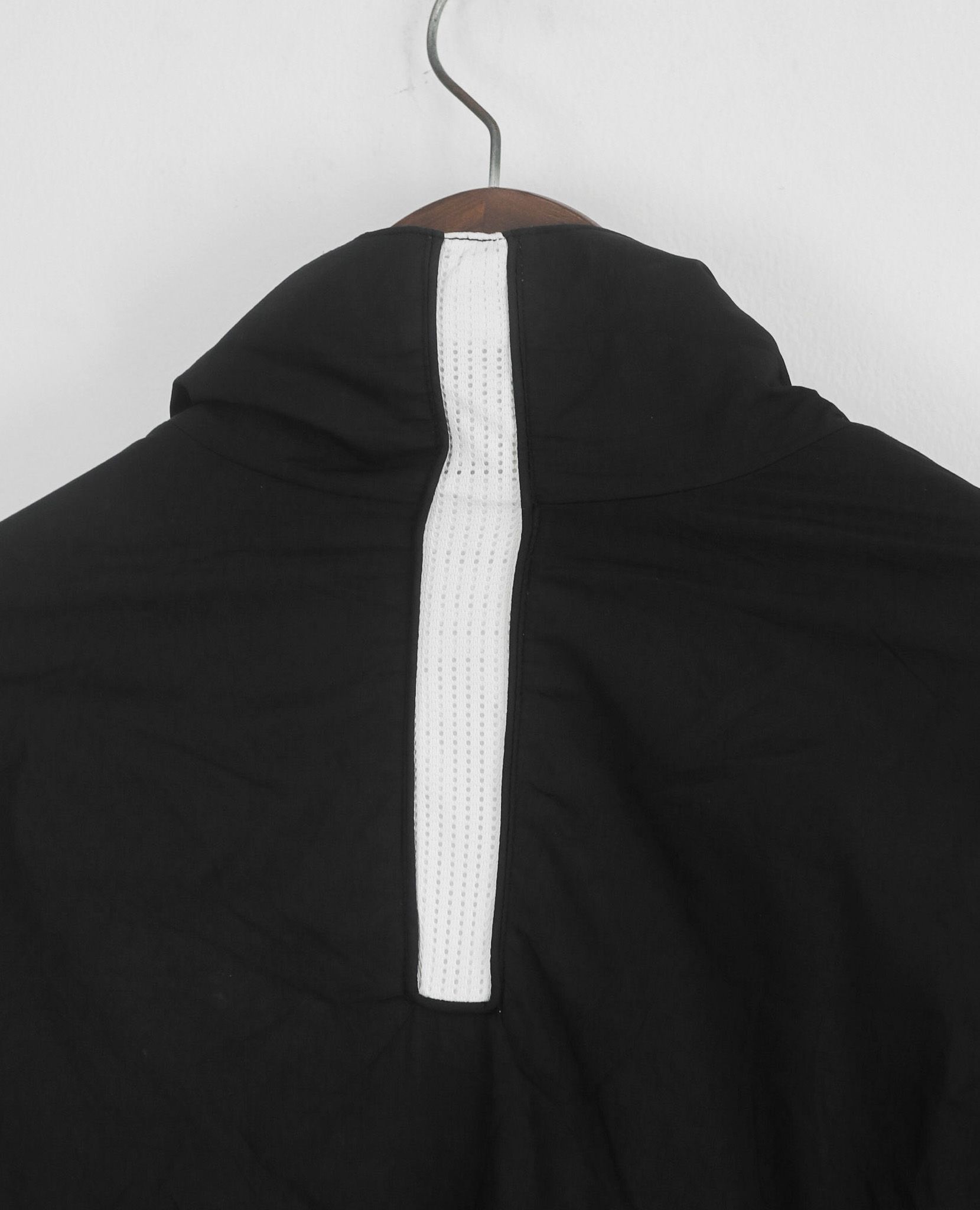 07.23.23 - VTG WINDBREAKER JACKET - NIKE