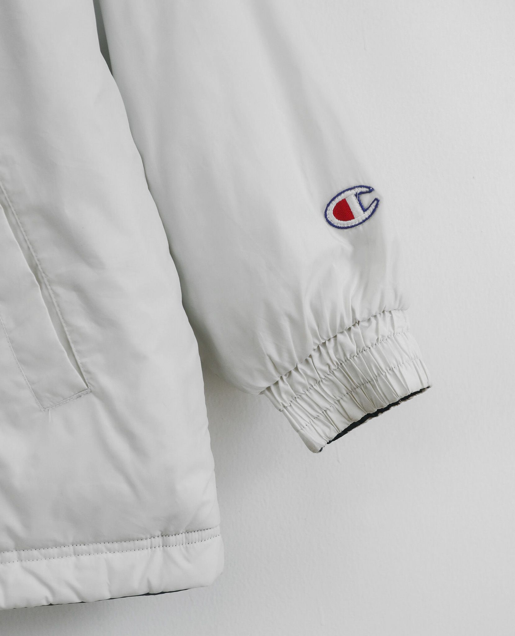 07.23.23 - VTG WINDBREAKER JACKET - CHAMPION