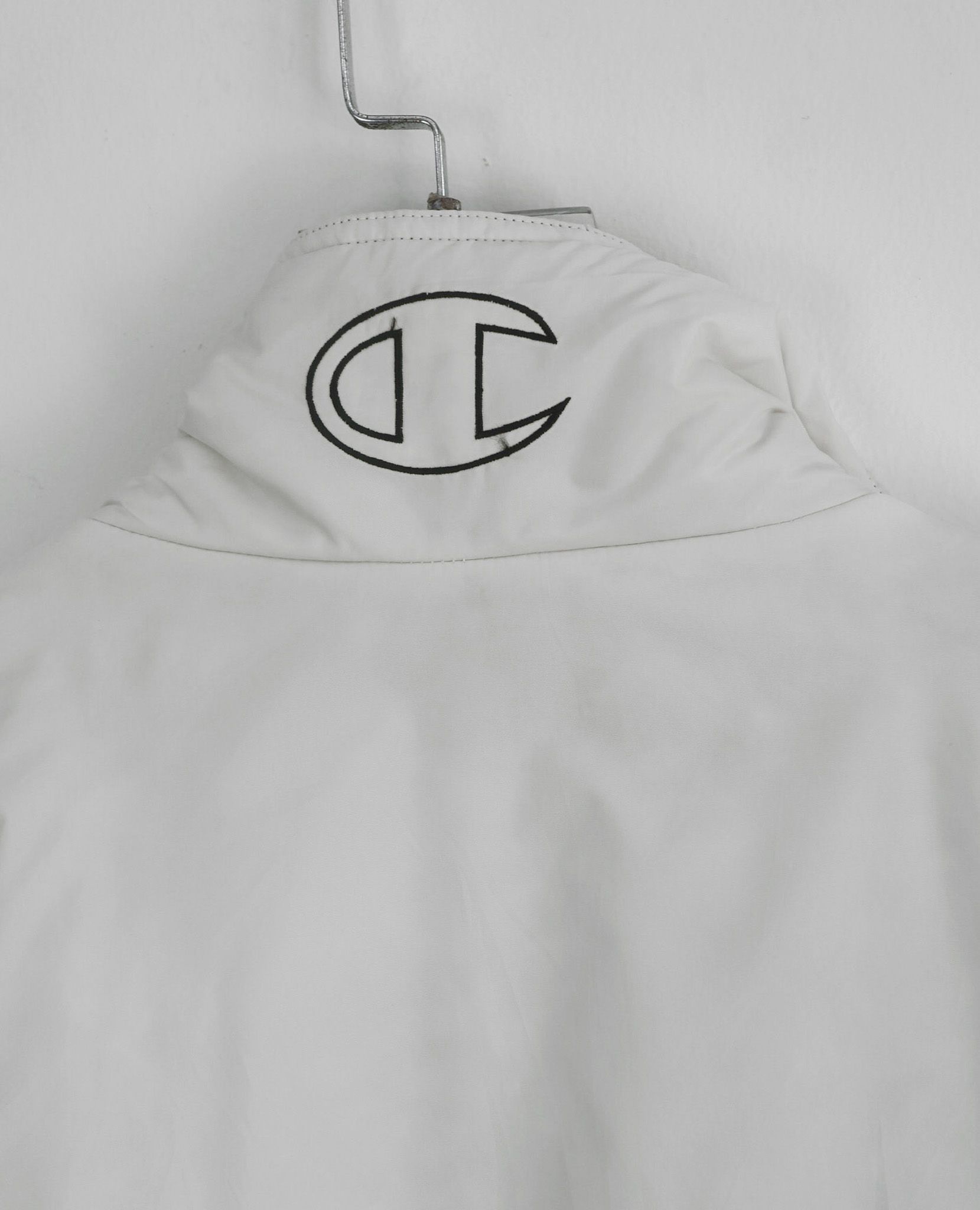 07.23.23 - VTG WINDBREAKER JACKET - CHAMPION