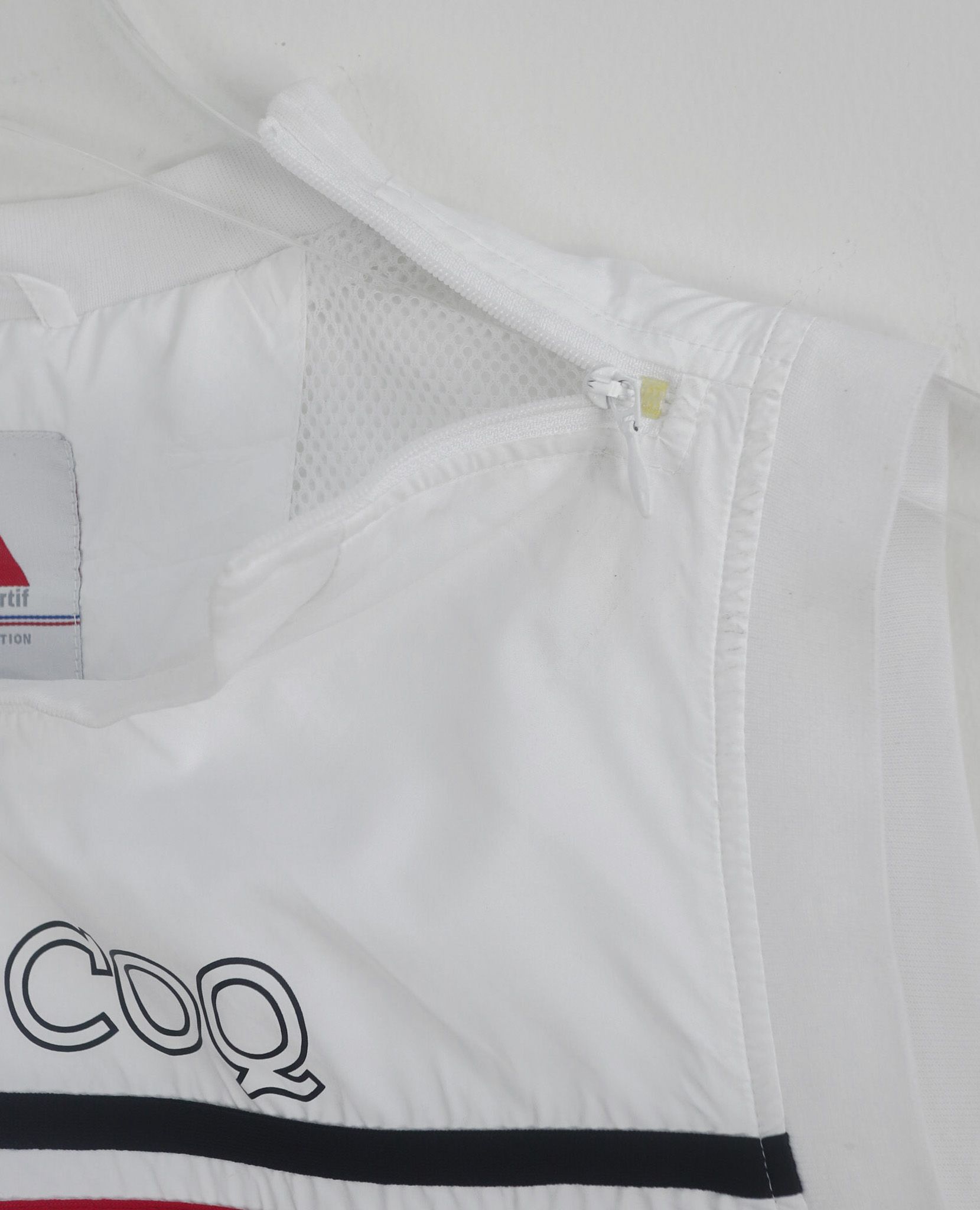 07.23.23 - VTG SLEEVELESS PULLOVER WINDBREAKER JACKET - LE COQ SPORTIF