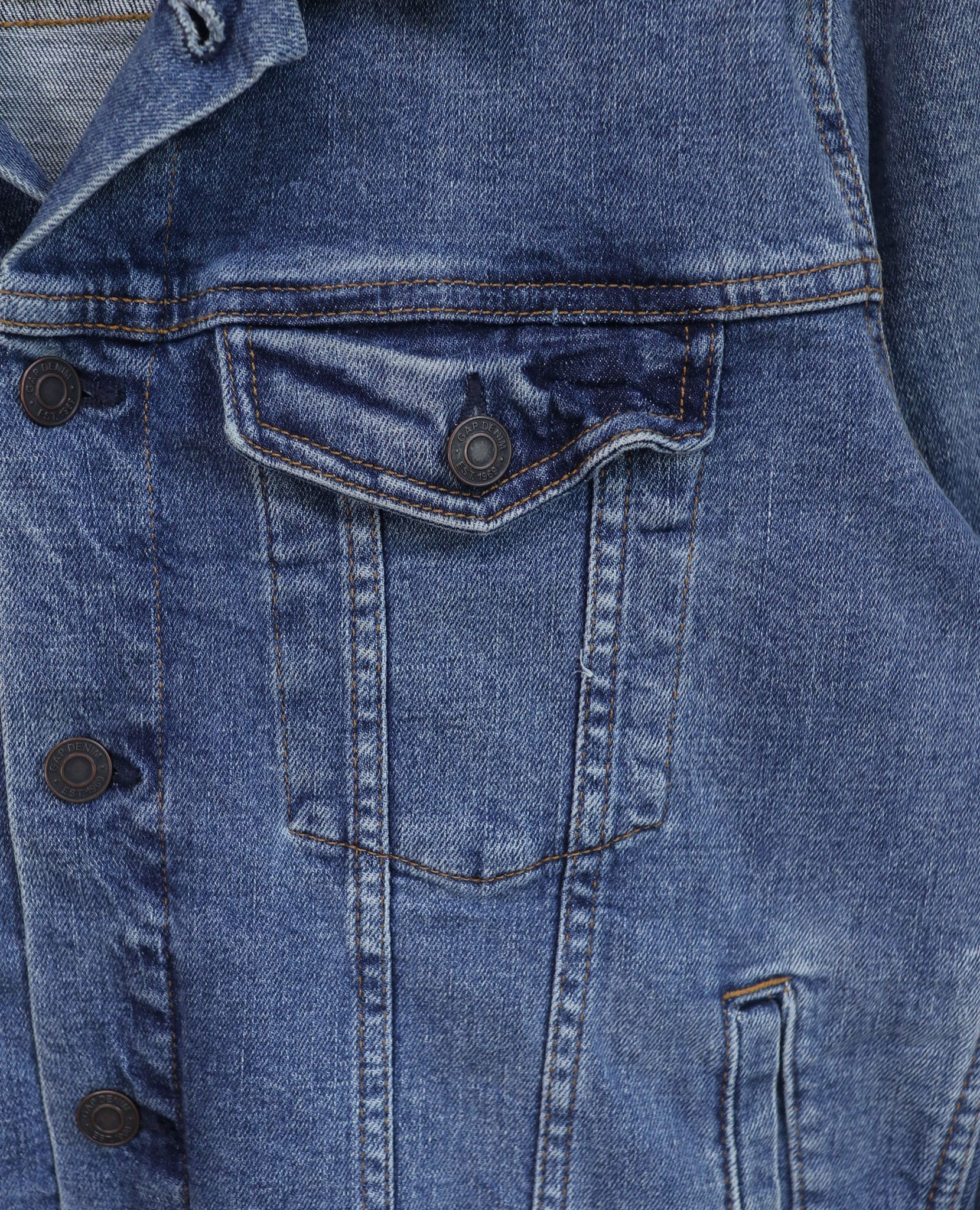 10.03.23 - VTG DENIM JACKET - GAP