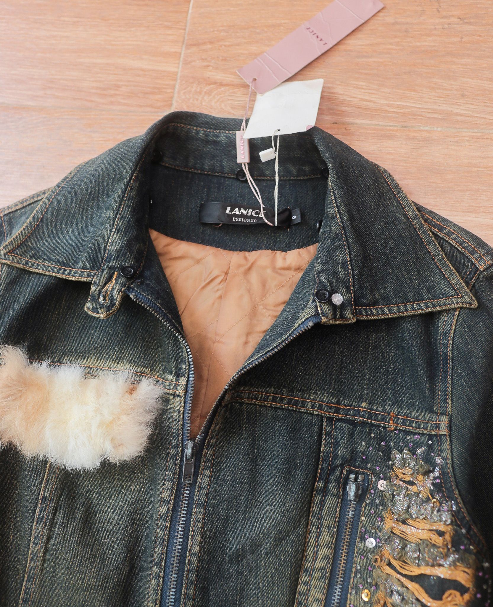 08.11.24 - VTG CROPPED DENIM JACKET - LANICE