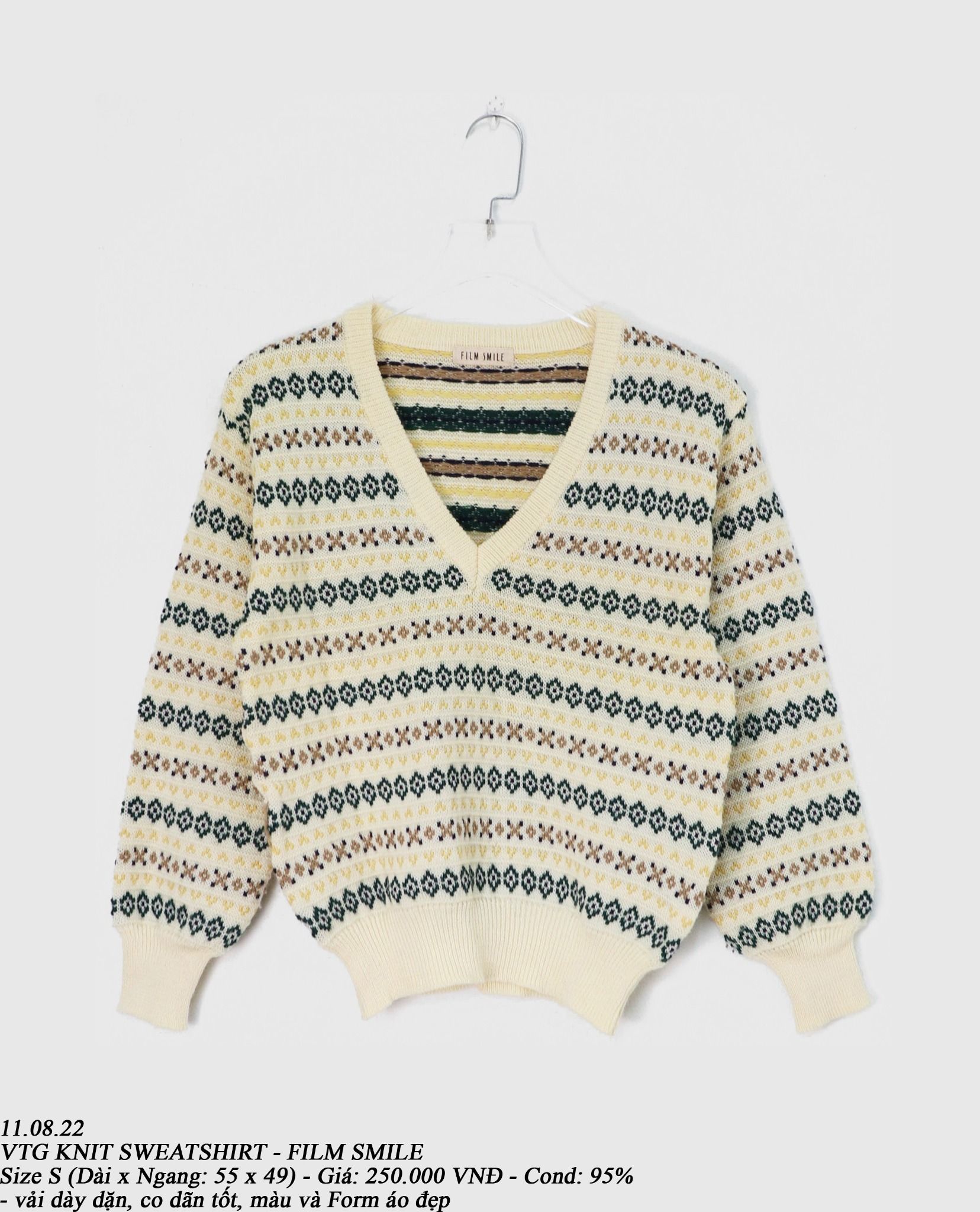 11.08.22 - VTG KNIT SWEATSHIRT - FILM SMILE