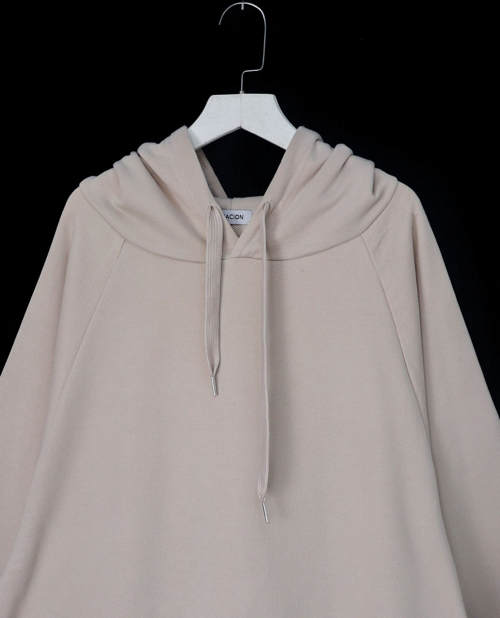 12.29.22 - VTG PULLOVER HOODIE - LUNACION